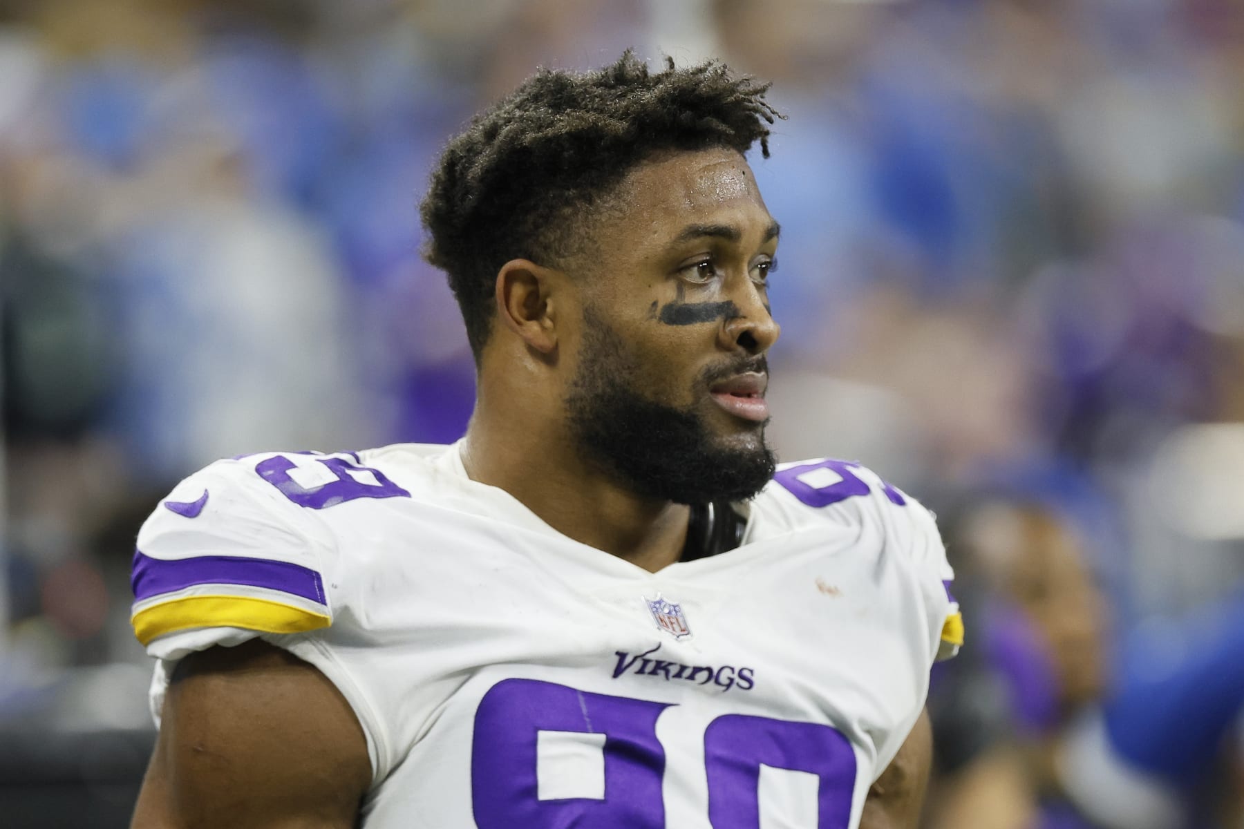 Vikings DE Danielle Hunter reportedly skipping mandatory mini camp