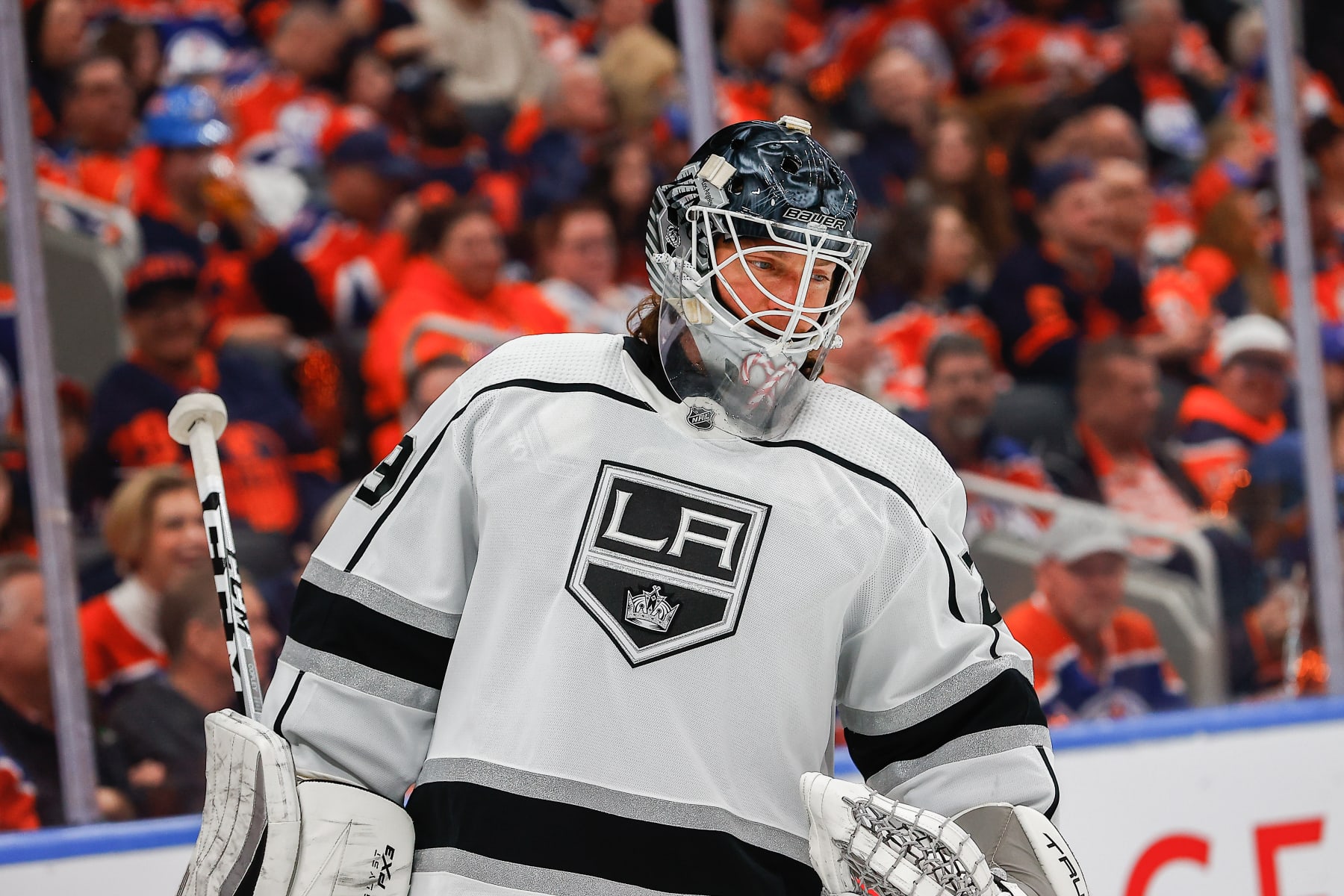 Los Angeles Kings Must Face the Fact That Jonathan Quick Is Not an Elite  Goalie, News, Scores, Highlights, Stats, and Rumors