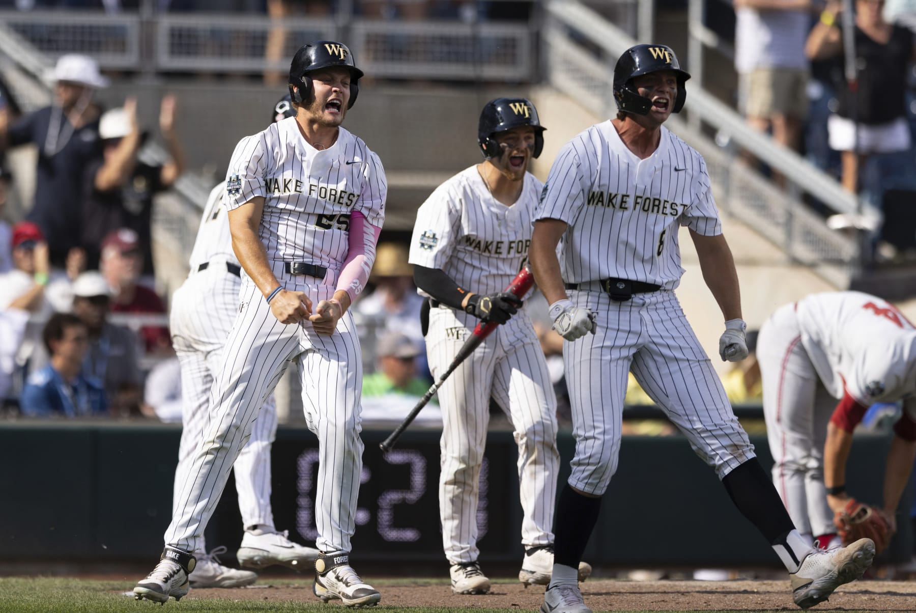 College World Series 2023: Monday Scores, Winners and Bracket