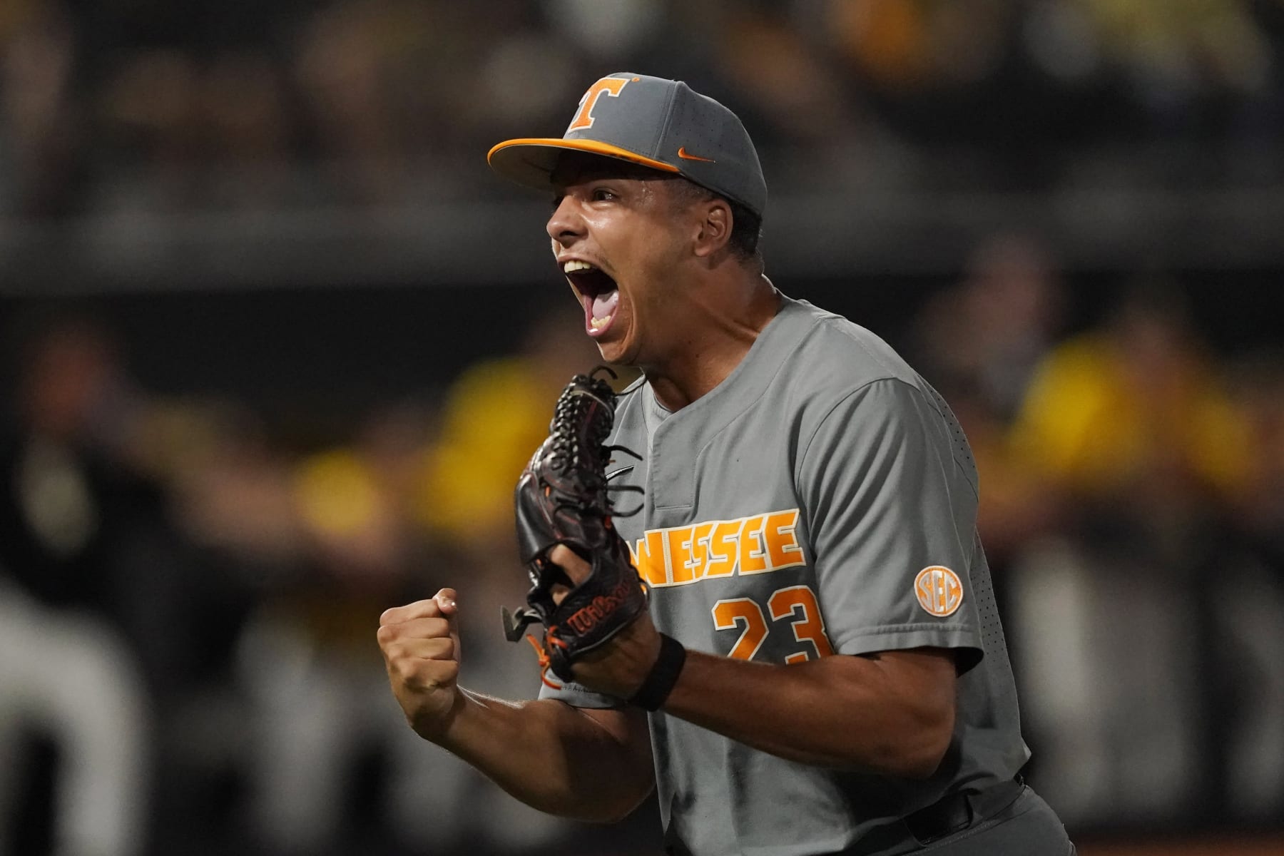 College World Series 2023: Monday Scores, Winners and Bracket Results, News, Scores, Highlights, Stats, and Rumors