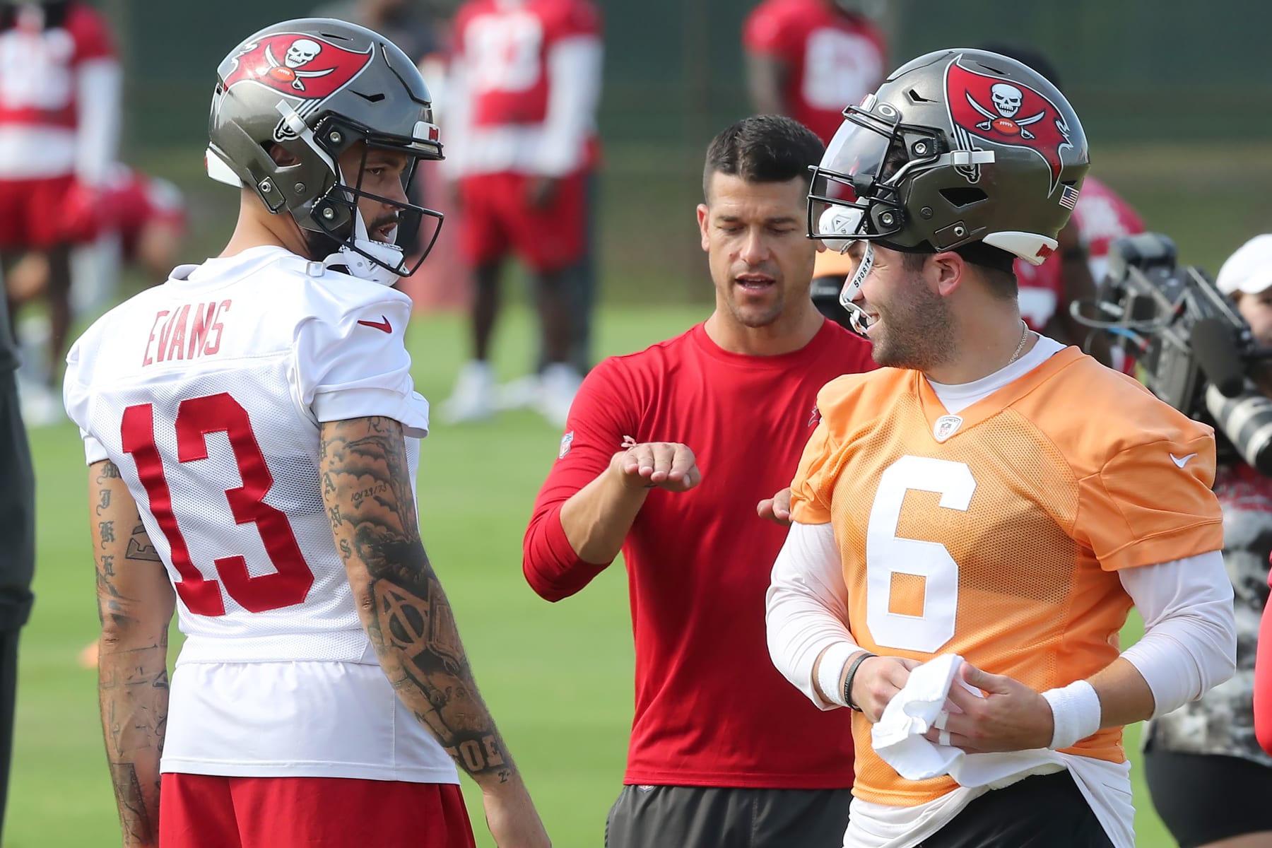 Tampa Bay Buccaneers Training Camp: Receiver & Tight End - Mike Evans, Cade  Otton & Fantasy Football