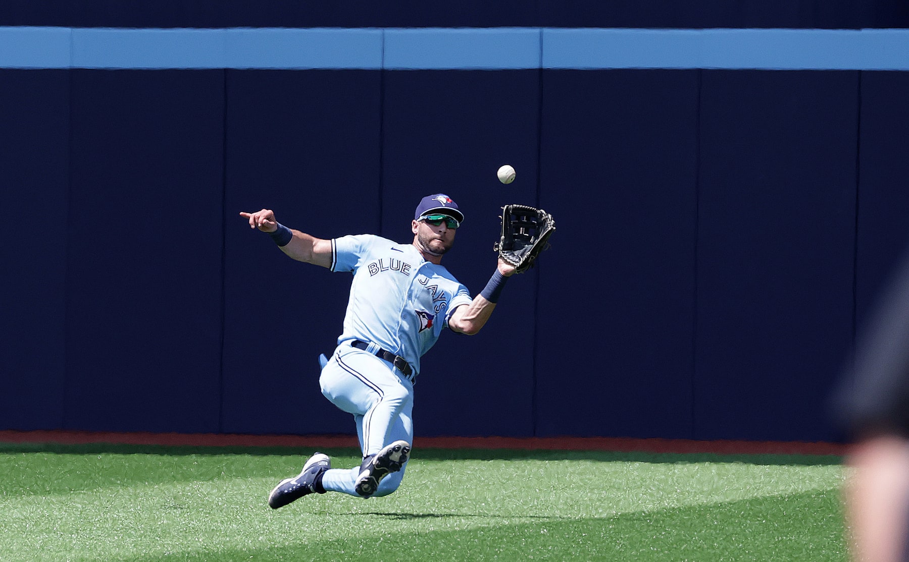 TORONTO, ON - JUNE 1 - Toronto Blue Jays center fielder Kevin Kiermaier (39) robs Milwaukee Brewers third baseman Andruw Monasterio (14) in the fourth inning as the Toronto Blue Jays play the Milwaukee Brewers at Rogers Centre in Toronto. June 1, 2023. (Steve Russell/Toronto Star via Getty Images)