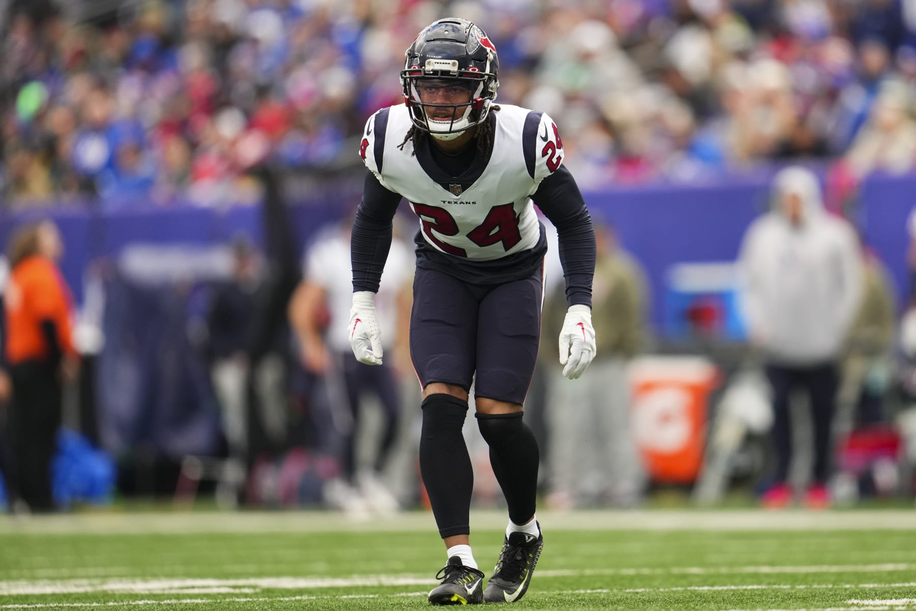 EAST RUTHERFORD, NJ - NOVEMBER 13: Derek Stingley Jr. #24 of the Houston Texans defends against the New York Giants at MetLife Stadium on November 13, 2022 in East Rutherford, New Jersey. (Photo by Cooper Neill/Getty Images)