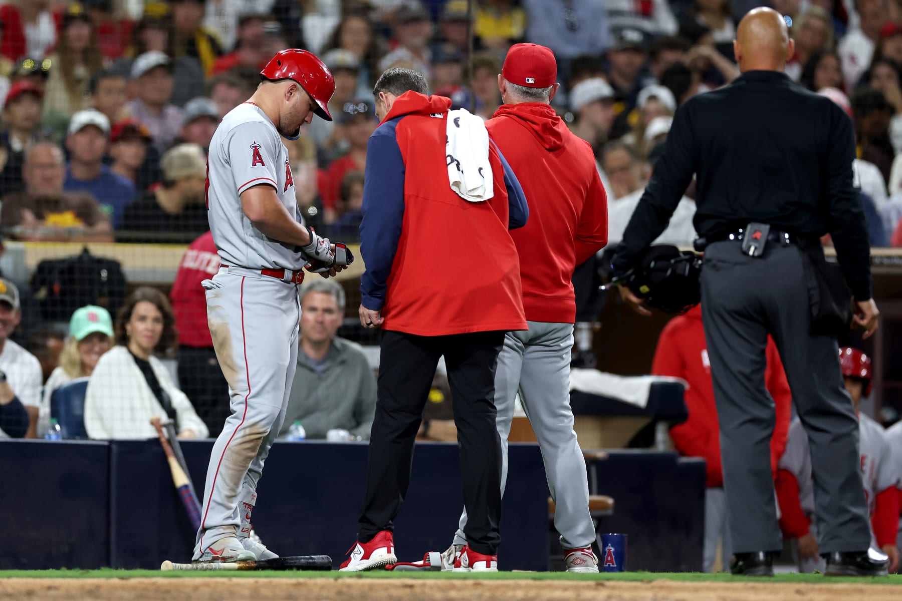 Mike Trout injury update: Angels superstar has surgery to repair fractured  wrist, out 4-8 weeks