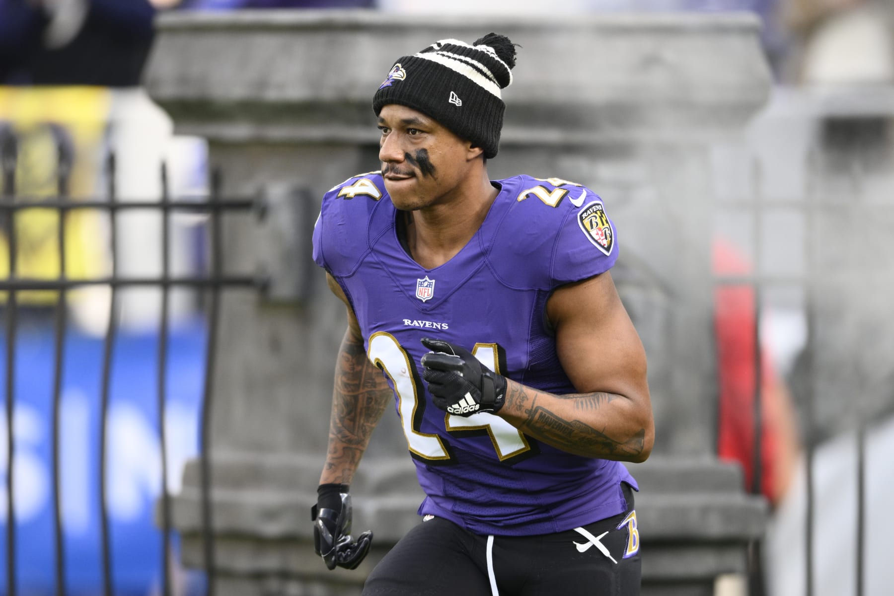 Potential landing spots for CB Marcus Peters