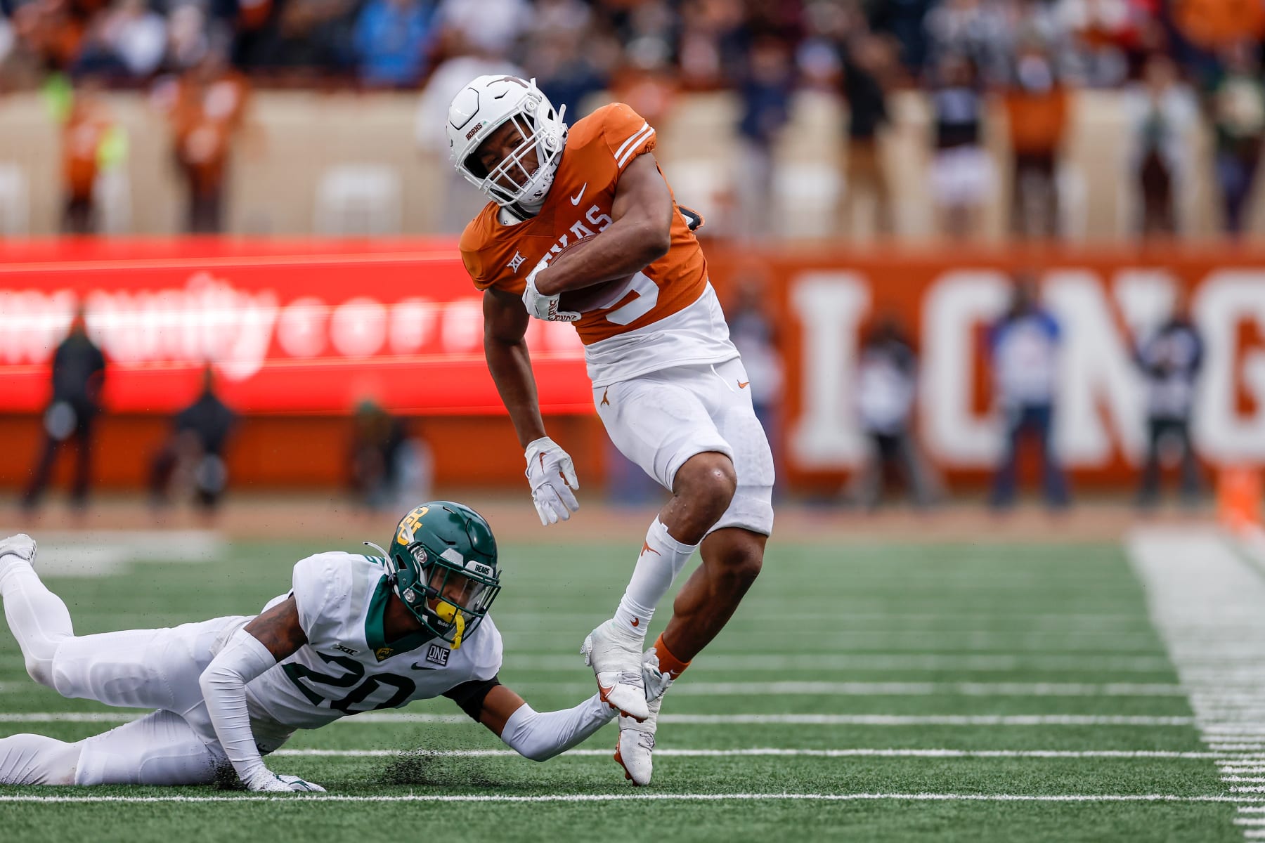 Tennessee Unveils Uniform Combo For Ole Miss - Sports Illustrated Tennessee  Volunteers News, Analysis and More