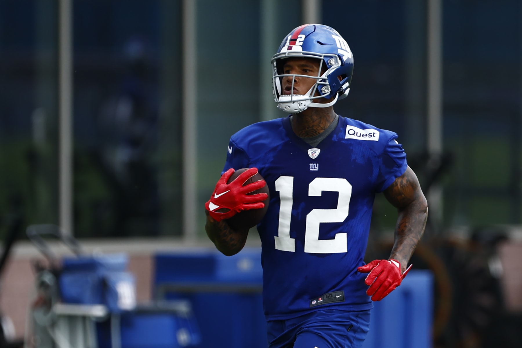 EAST RUTHERFORD, NJ - NOVEMBER 06: Buffalo Bills wide receiver Gabe Davis  (13) during the National Football League game between the New York Jets and  Buffalo Bills on November 6, 2022 at