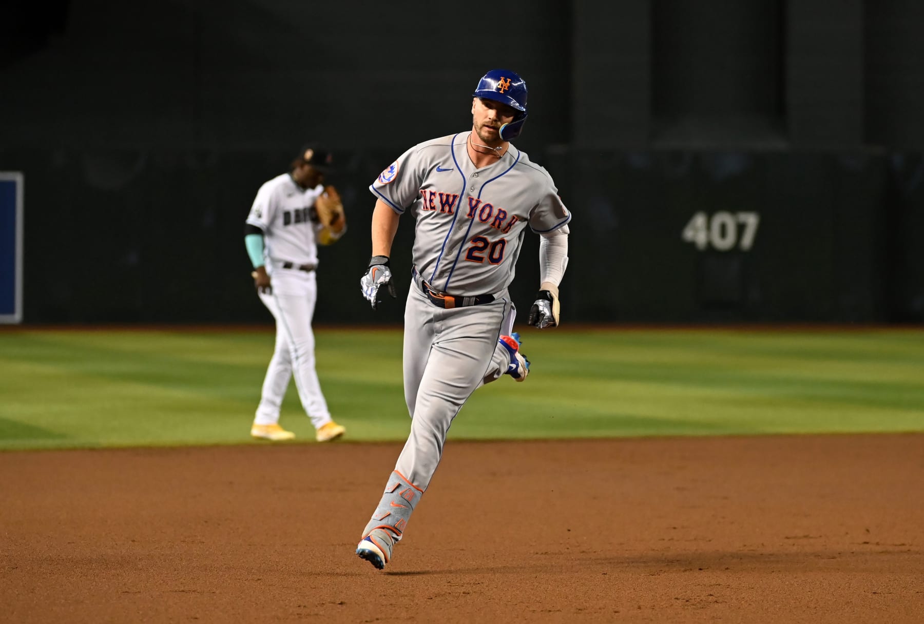 Home Run Derby Participants: Pete Alonso, Mookie Betts Headline MLB's 2023  Event - Sports Illustrated