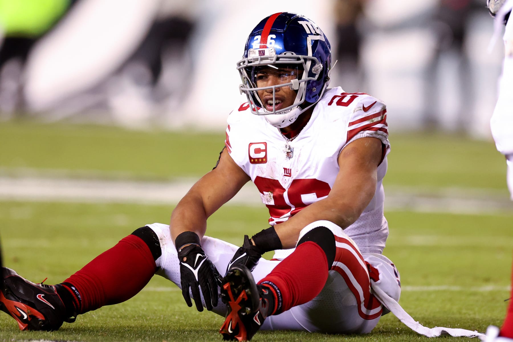 REPORT: Giants & Saquon Barkley WORKING On New Deal + Mike Evan Trade Rumors  per Bleacher Report 