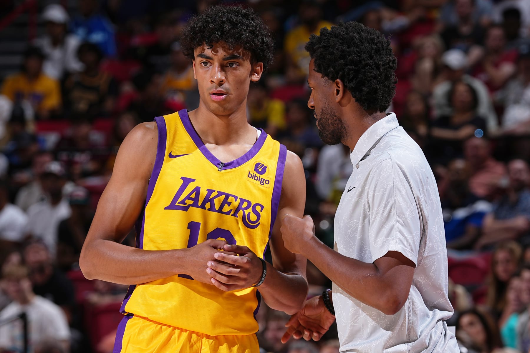 The Next One: Lakers' 20YO Max Christie, Who Shares Resemblance With  Lakers Legend Kobe Bryant, Amazes Fans in LeBron James' Absence -  EssentiallySports