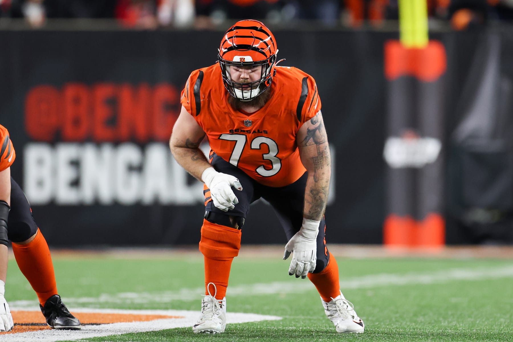 CINCINNATI, OH - DECEMBER 04: Cincinnati Bengals offensive tackle Jonah Williams (73) lines up for a play during the game against the Kansas City Chiefs and the Cincinnati Bengals on December 4, 2022, at the Paycor Stadium in Cincinnati, OH. (Photo by Ian Johnson/Icon Sportswire via Getty Images) CINCINNATI, OH - DECEMBER 04: Cincinnati Bengals offensive tackle Jonah Williams (73) lines up for a play during the game against the Kansas City Chiefs and the Cincinnati Bengals on December 4, 2022, at the Paycor Stadium in Cincinnati, OH. (Photo by Ian Johnson/Icon Sportswire via Getty Images)
