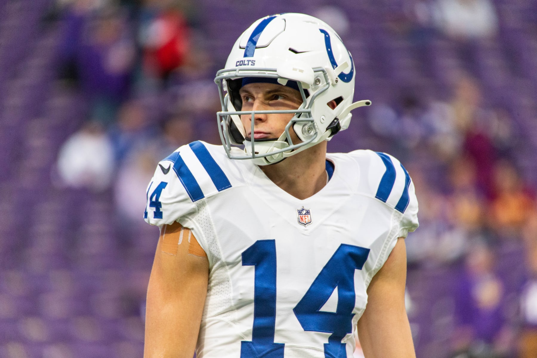 MINNEAPOLIS, MN - DECEMBER 17: Indianapolis Colts wide receiver Alec Pierce (14) warms up before the NFL game between the Indianapolis Colts and Minnesota Vikings on December 17th, 2022, at U.S. Bank Stadium in Minneapolis, MN. (Photo by Bailey Hillesheim/Icon Sportswire via Getty Images) MINNEAPOLIS, MN - DECEMBER 17: Indianapolis Colts wide receiver Alec Pierce (14) warms up before the NFL game between the Indianapolis Colts and Minnesota Vikings on December 17th, 2022, at U.S. Bank Stadium in Minneapolis, MN. (Photo by Bailey Hillesheim/Icon Sportswire via Getty Images)