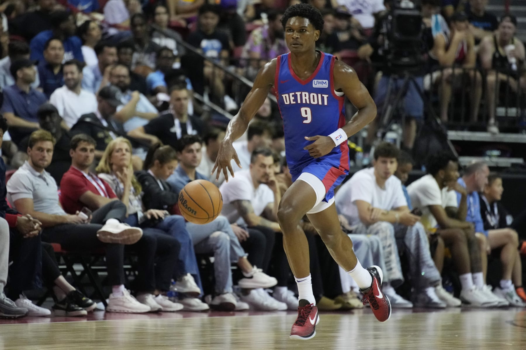 Detroit Pistons' Ausar Thompson drives up the court against the Houston Rockets during the second half of an NBA summer league basketball game Sunday, July 9, 2023, in Las Vegas. (AP Photo/John Locher)