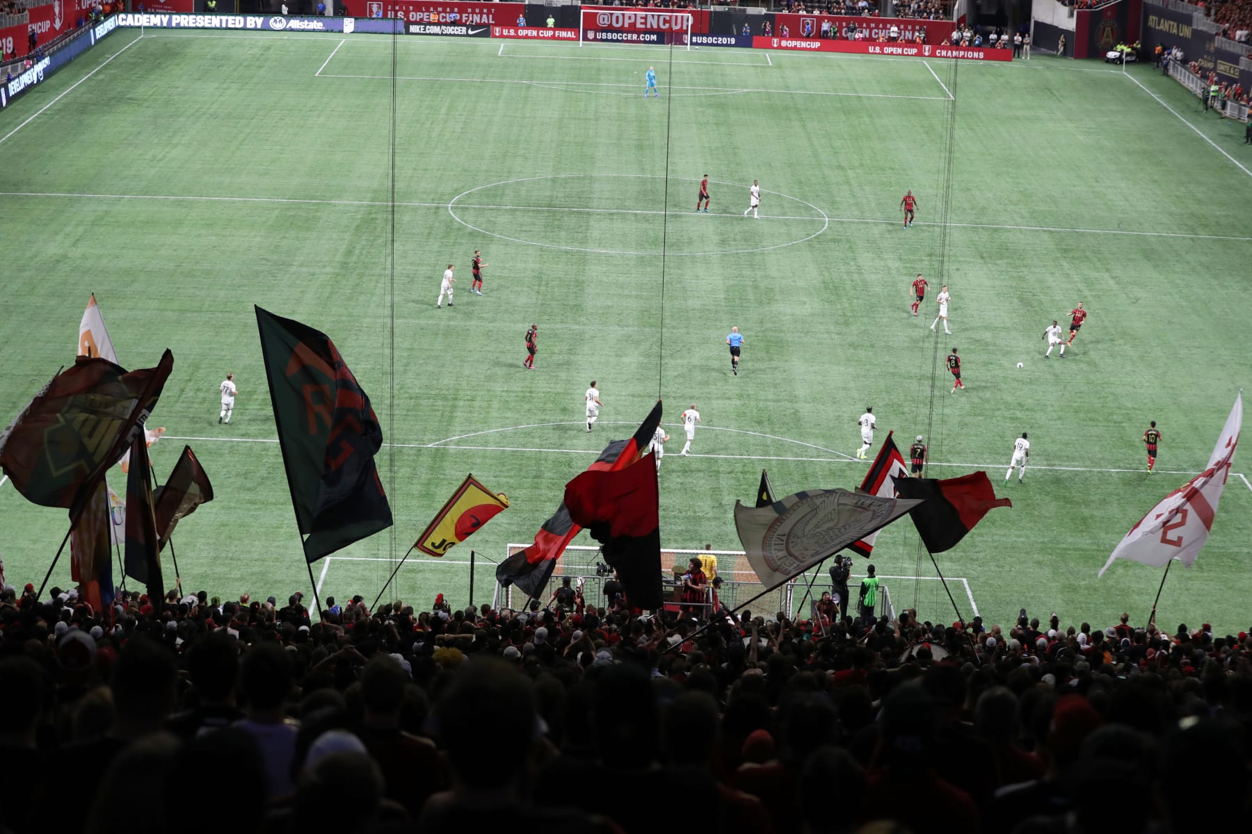 MLS Soccer: US Open Cup Final: Aerial view of Atlanta United vs Minnesota United action at Mercedes-Benz Stadium. Fans in the foreground waving flags and banners.
Atlanta, GA 8/27/2019
CREDIT: Simon Bruty (Photo by Simon Bruty /Sports Illustrated/Getty Images)
(Set Number: X162844 TK1 )