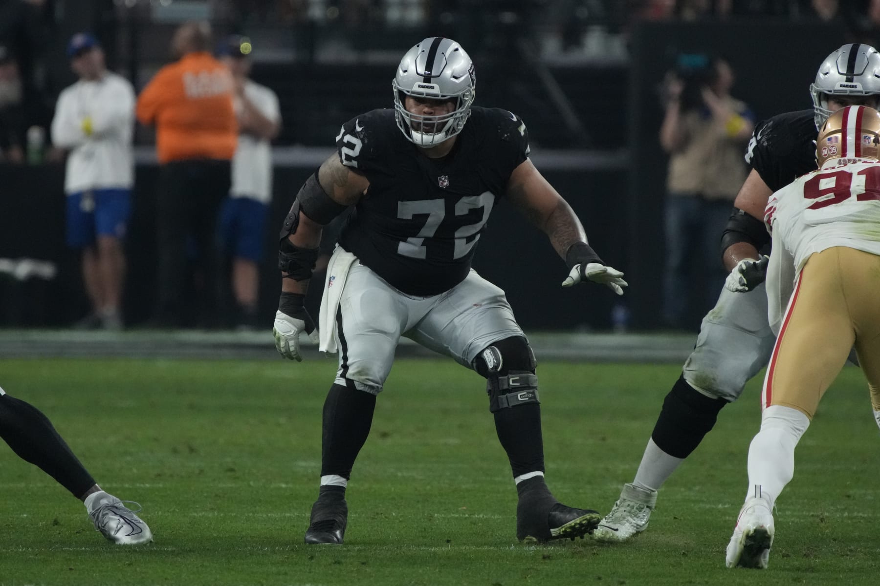 LOOK: All-black Raiders uniform mock-up and RB Josh Jacobs approves