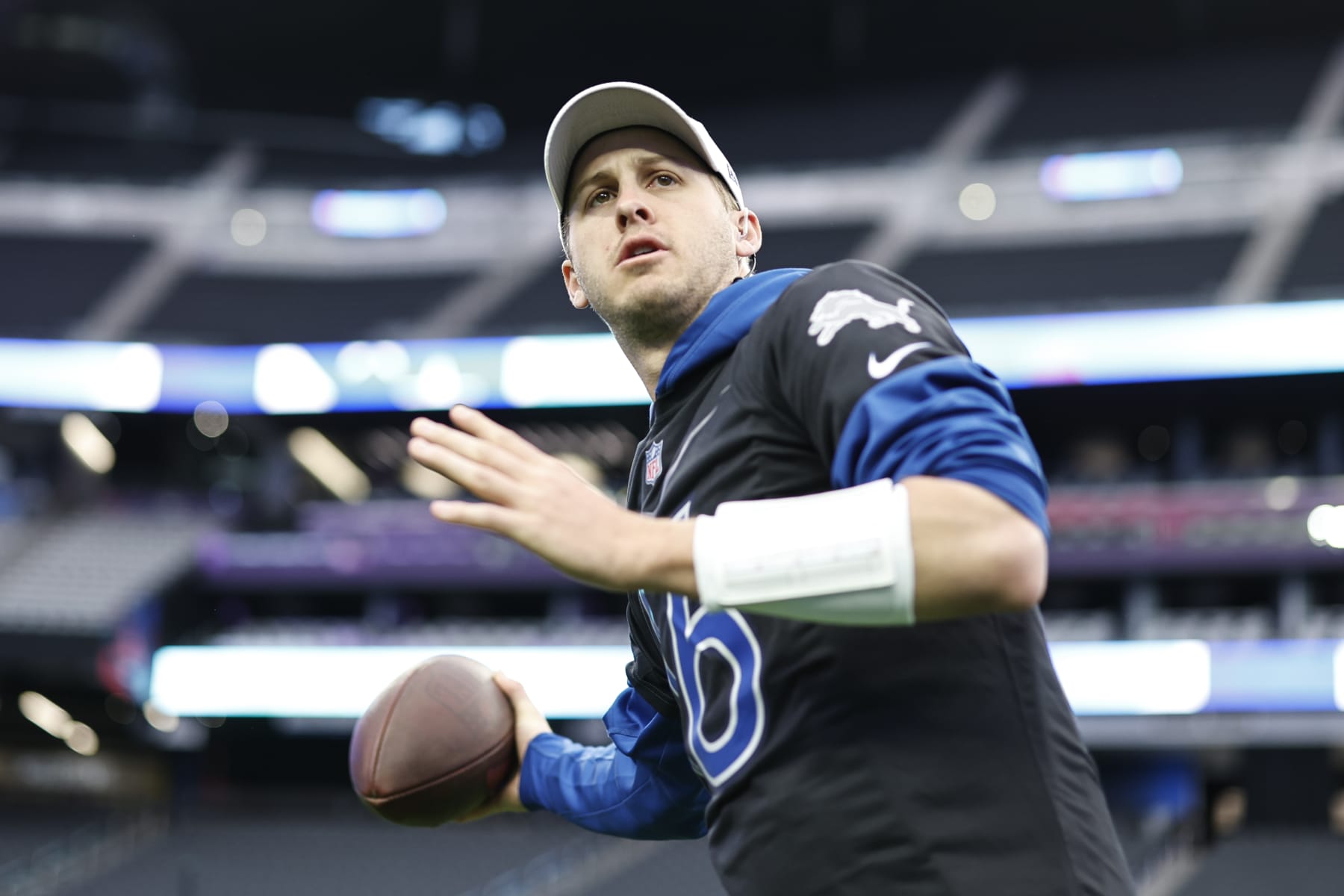 LAS VEGAS, NEVADA - FEBRUARY 04: NFC quarterback Jared Goff #16 of the Detroit Lions passes during a practice session prior to an NFL Pro Bowl football game at Allegiant Stadium on February 04, 2023 in Las Vegas, Nevada. (Photo by Michael Owens/Getty Images)