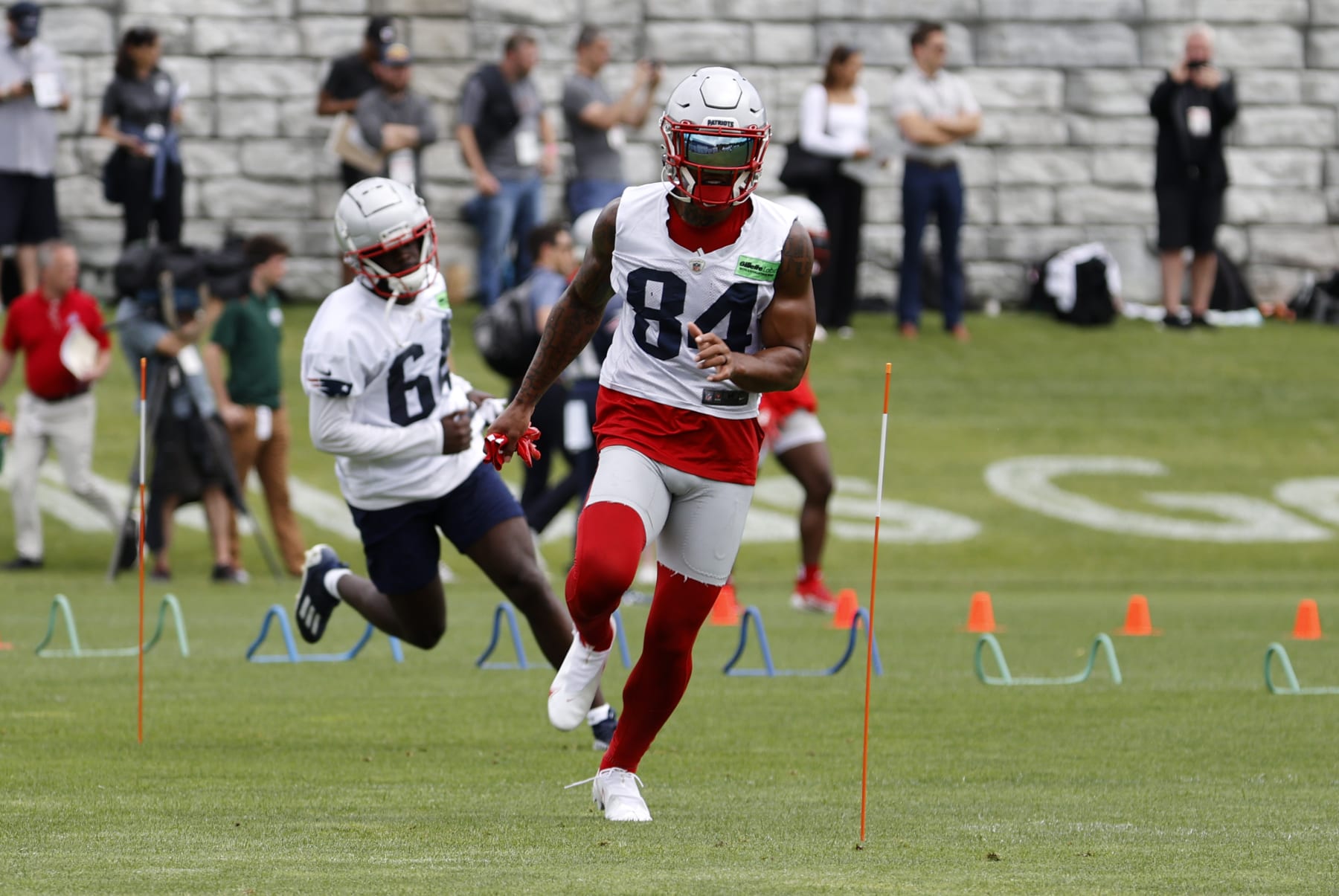 Patriots receiver Kendrick Bourne paying it back by helping his new  community - The Boston Globe