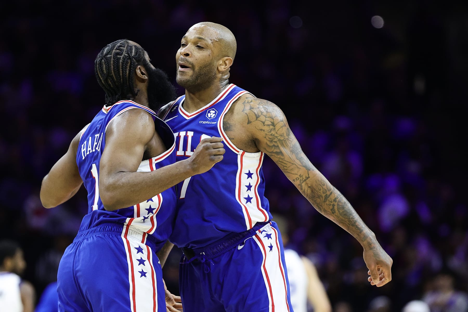 Joel Embiid, PJ Tucker, James Harden and Tyrese Maxey are all partying  together in the Hamptons : r/nba