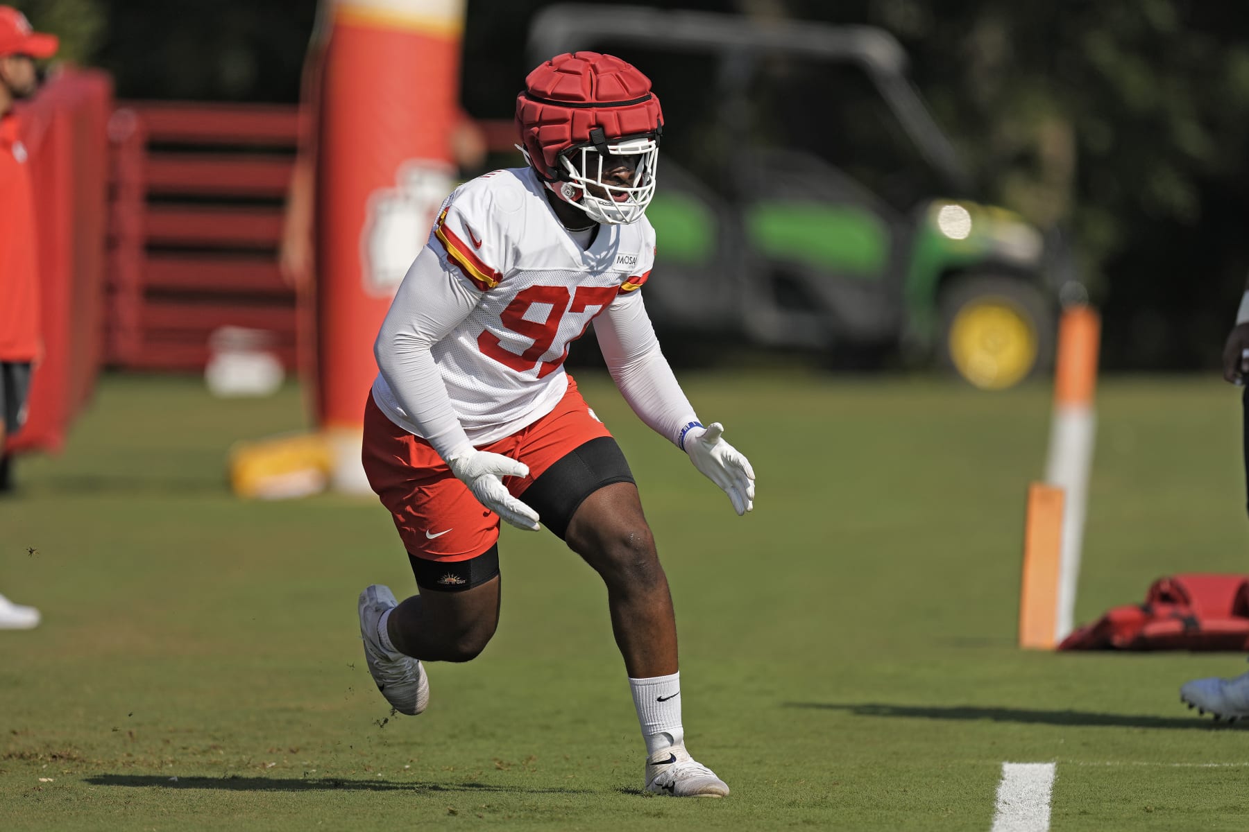 Chiefs Rumors: Justyn Ross update, Chris Jones latest, year 2 breakout