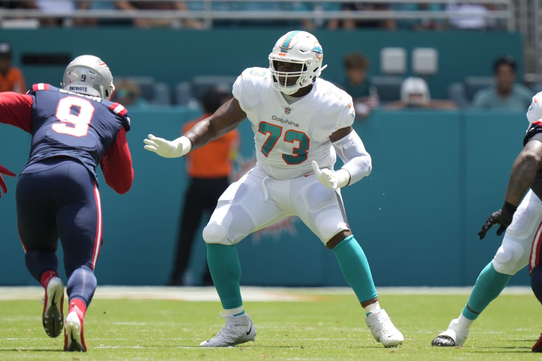 5 Miami Dolphins who need to step up with Salvon Ahmed out