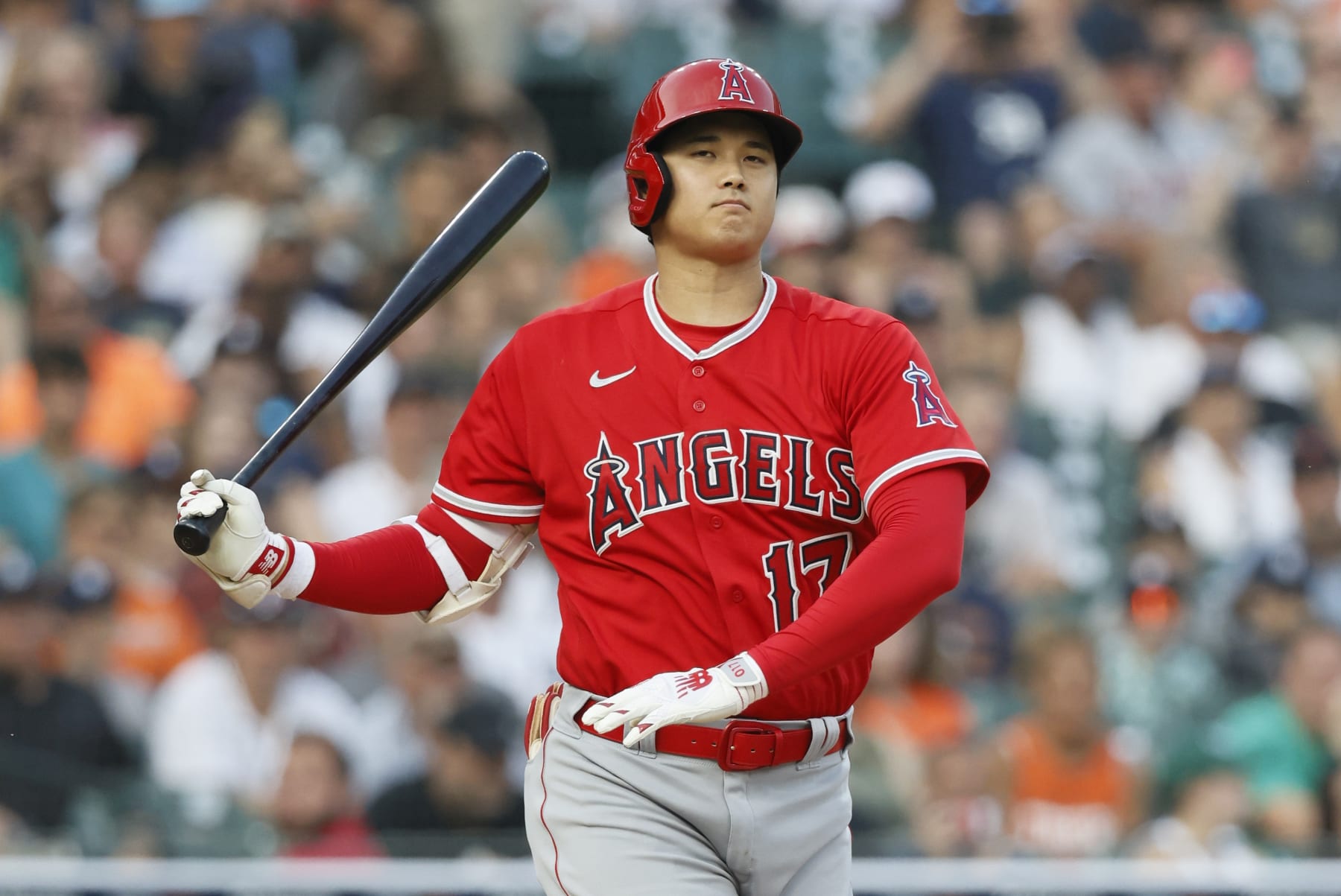 Shohei Ohtani keeps All-Star Game promise with first-pitch single