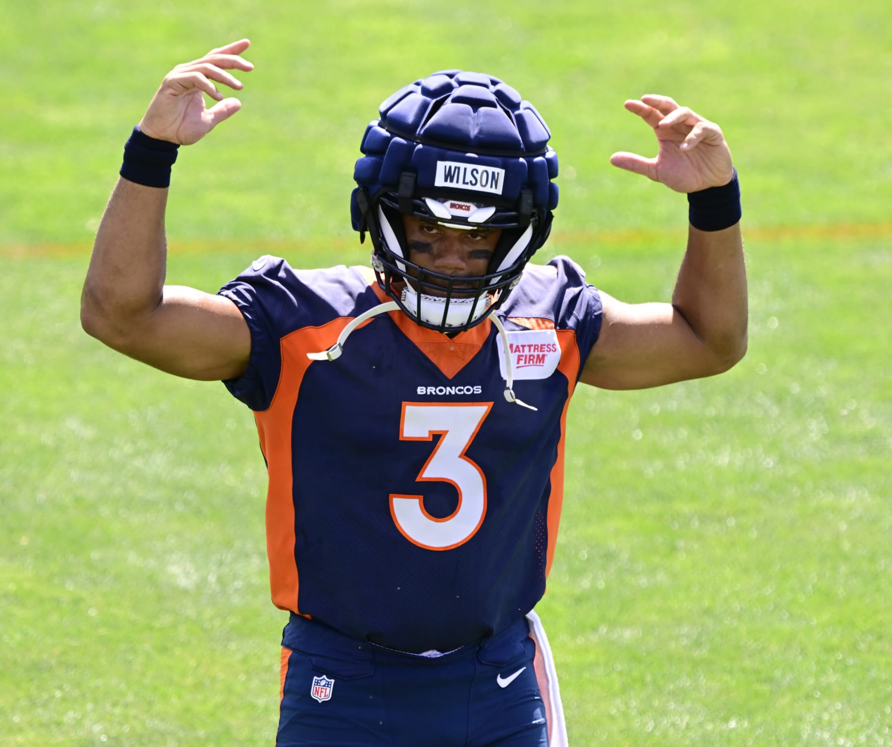 NFL top 10 best-selling jerseys of 2022: Broncos' Russell Wilson