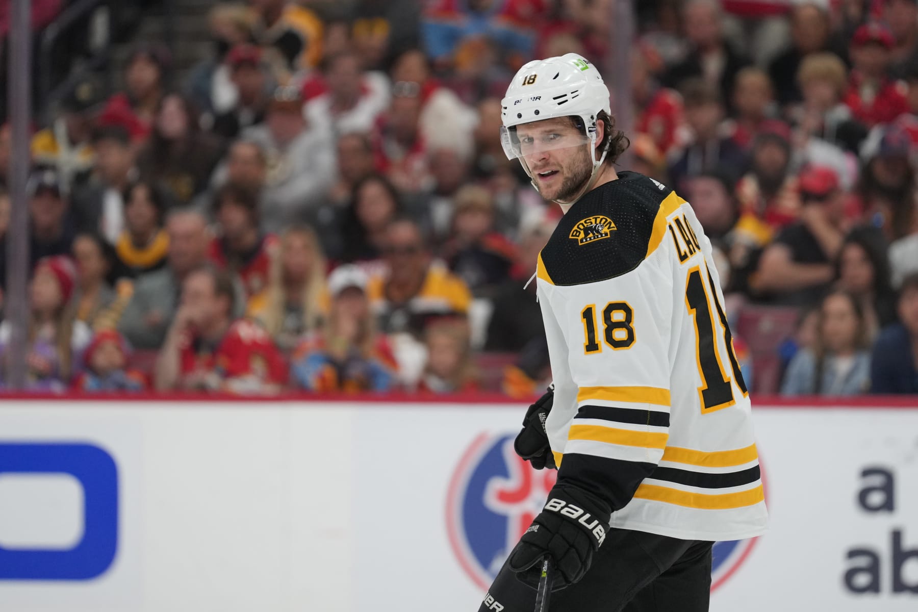 Rumors: Multiple NHL teams interested in this Bruins' defenseman