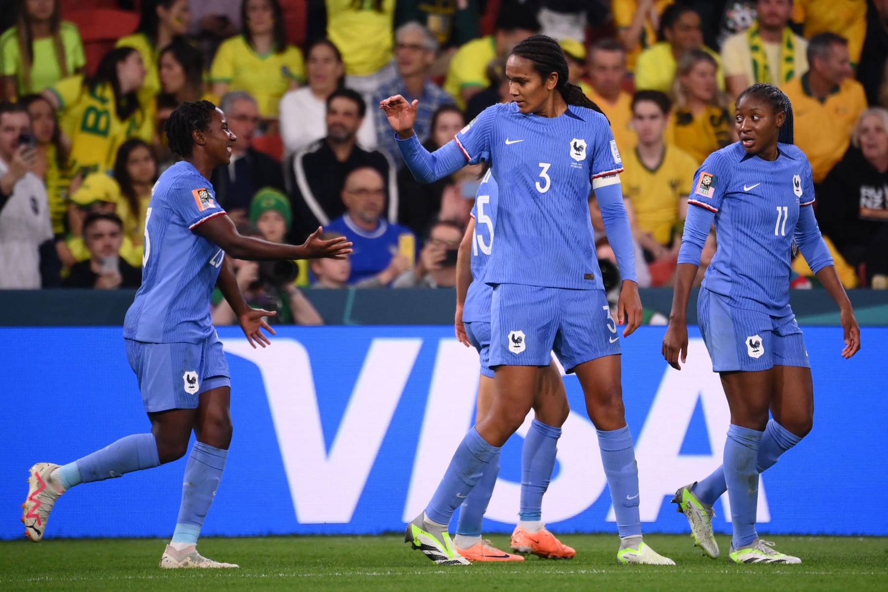 Wendie Renard leads France to victory over Brazil at Women's World Cup