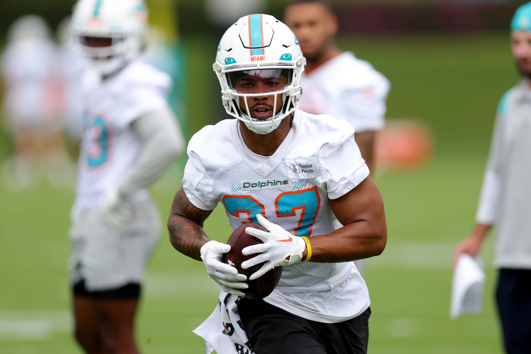 Miami Dolphins News: Where Do Things Really Stand With Jonathan Taylor?