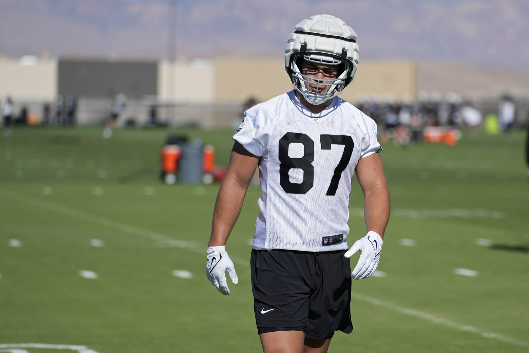 Raiders' Renfrow burns Ramsey in heated practice