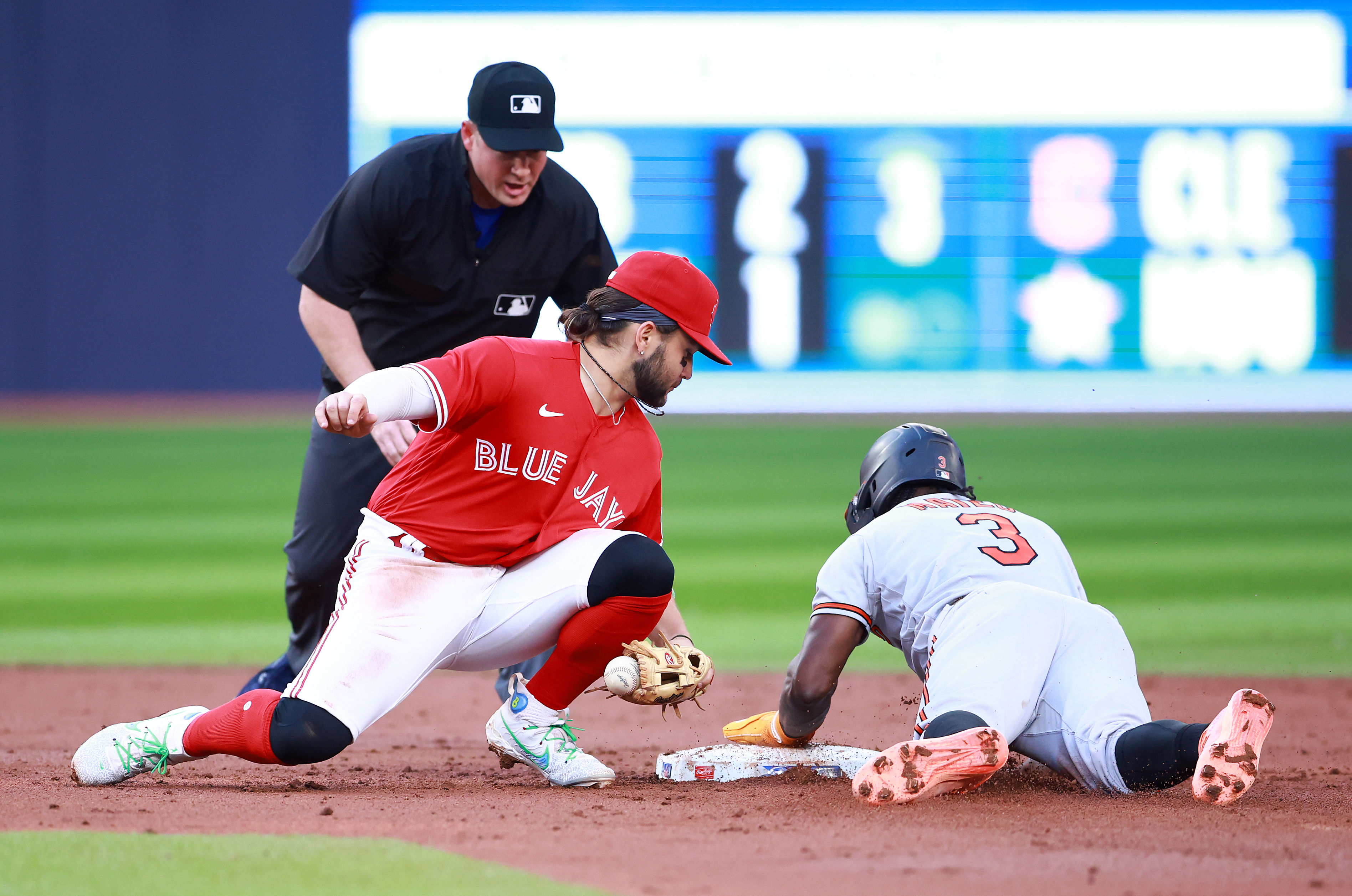 Jays Trade for Jordan Hicks - Bluebird Banter