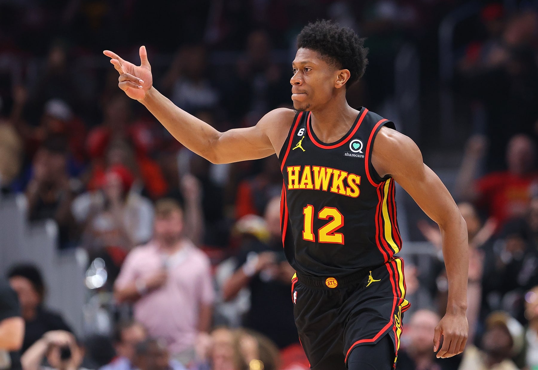 NBA Trade Rumors: Hawks Offered De'Andre Hunter, AJ Griffin, Draft Picks To  Raptors For Pascal Siakam