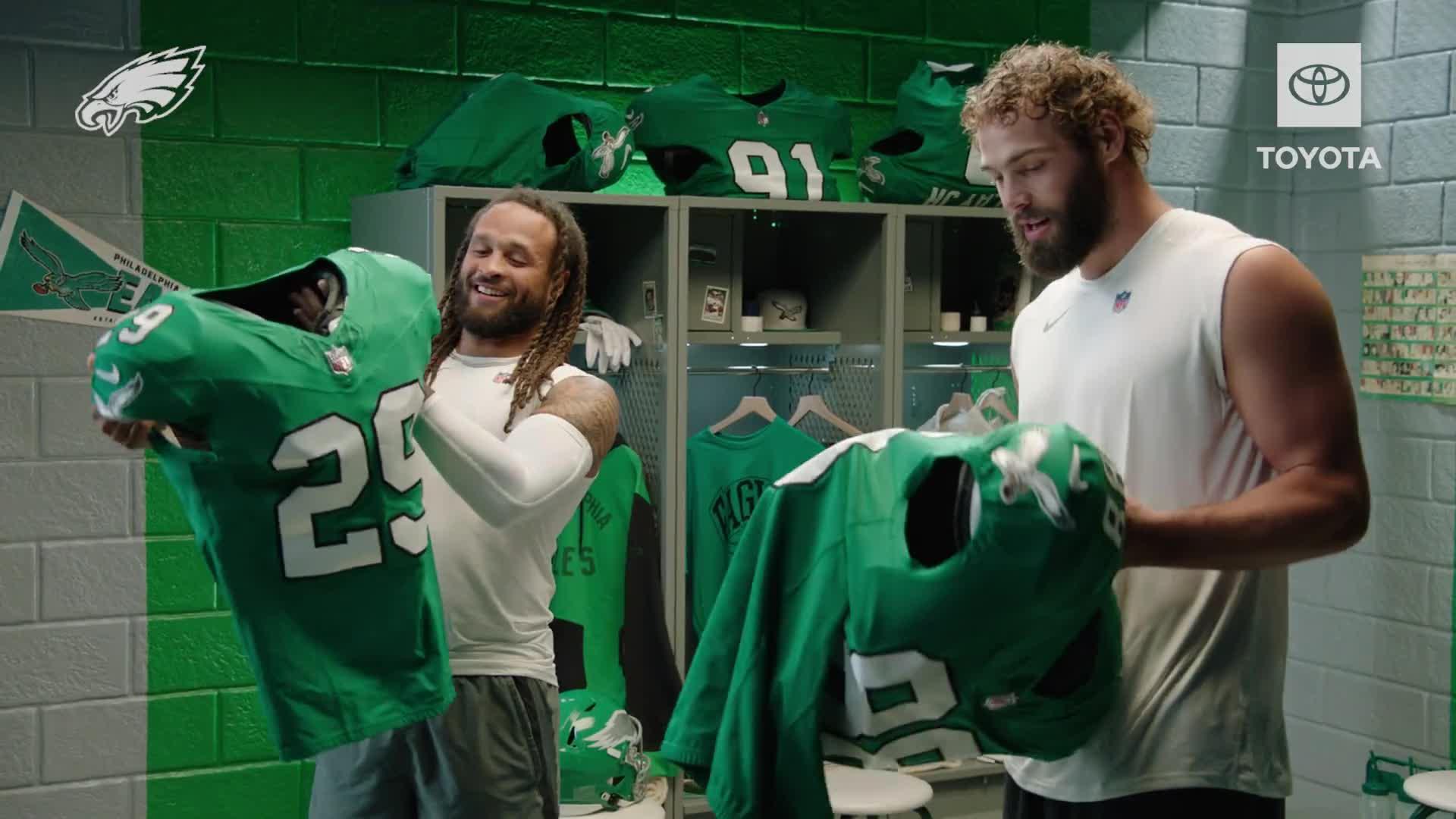 Eagles reveal 'Kelly Green' throwbacks for 2023 season -- and fans go wild