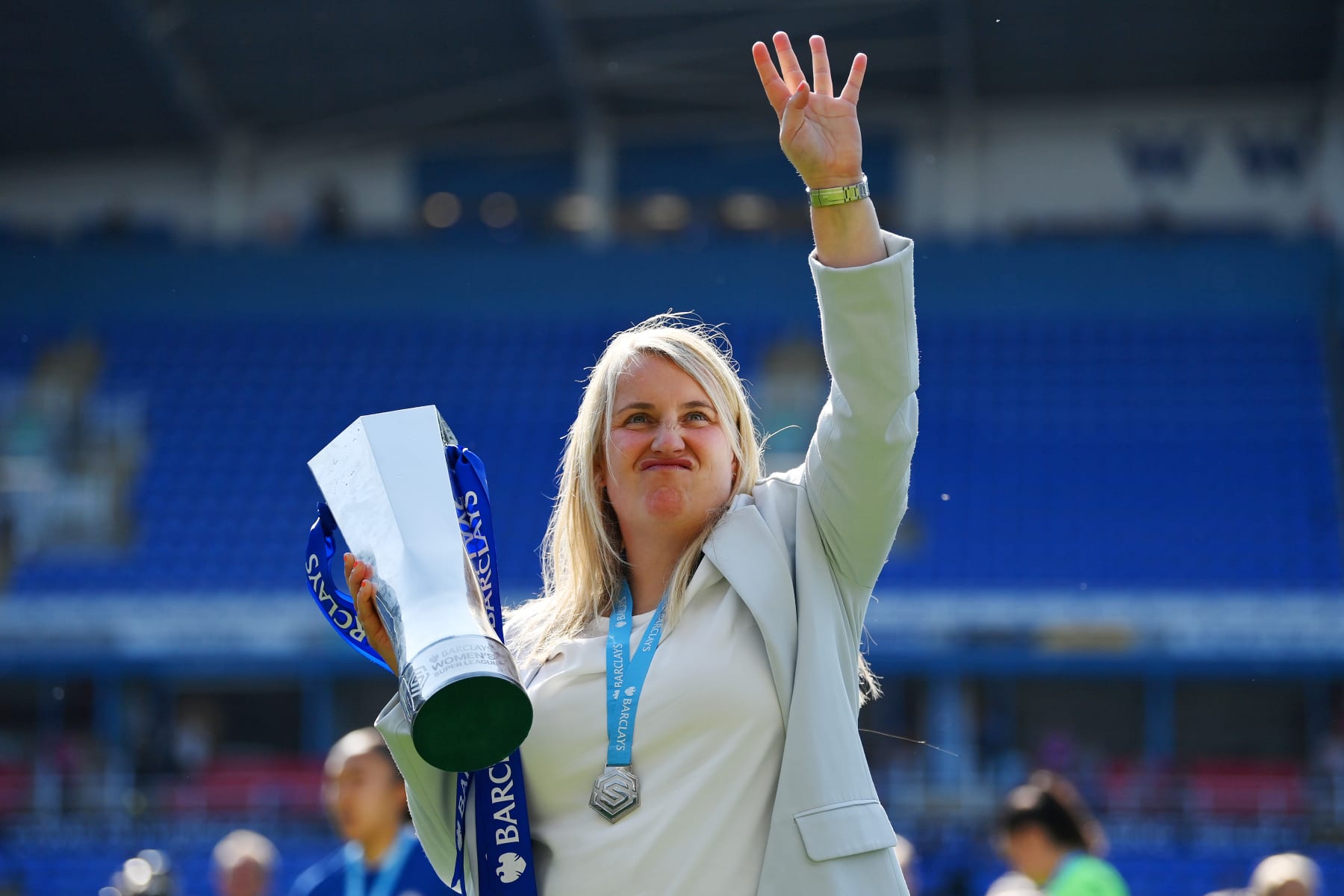 READING, ENGLAND - MAY 27: Emma Hayes, Manager of Chelsea, lifts the Barclays Women's Super League trophy after the team's victory during the FA Women's Super League match between Reading and Chelsea at Select Car Leasing Stadium on May 27, 2023 in Reading, England.