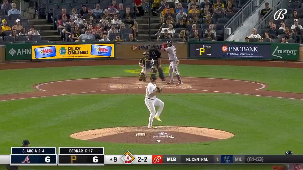 Ronald Acuña Jr. hits 3rd straight leadoff home run and 8th in 8 games 