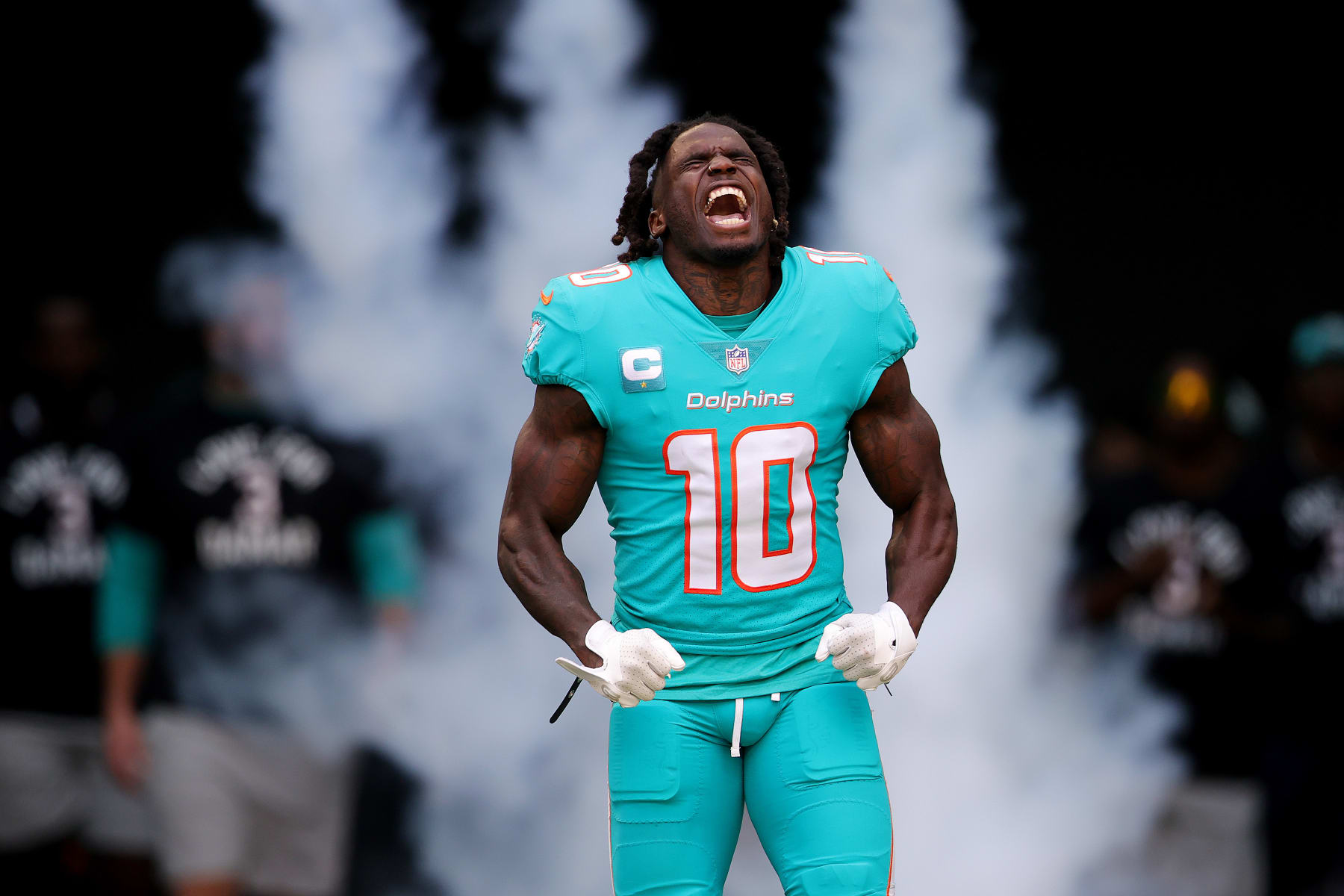 Dolphins' Tyreek Hill believes he could become NFL's first 2,000-yard wide  receiver