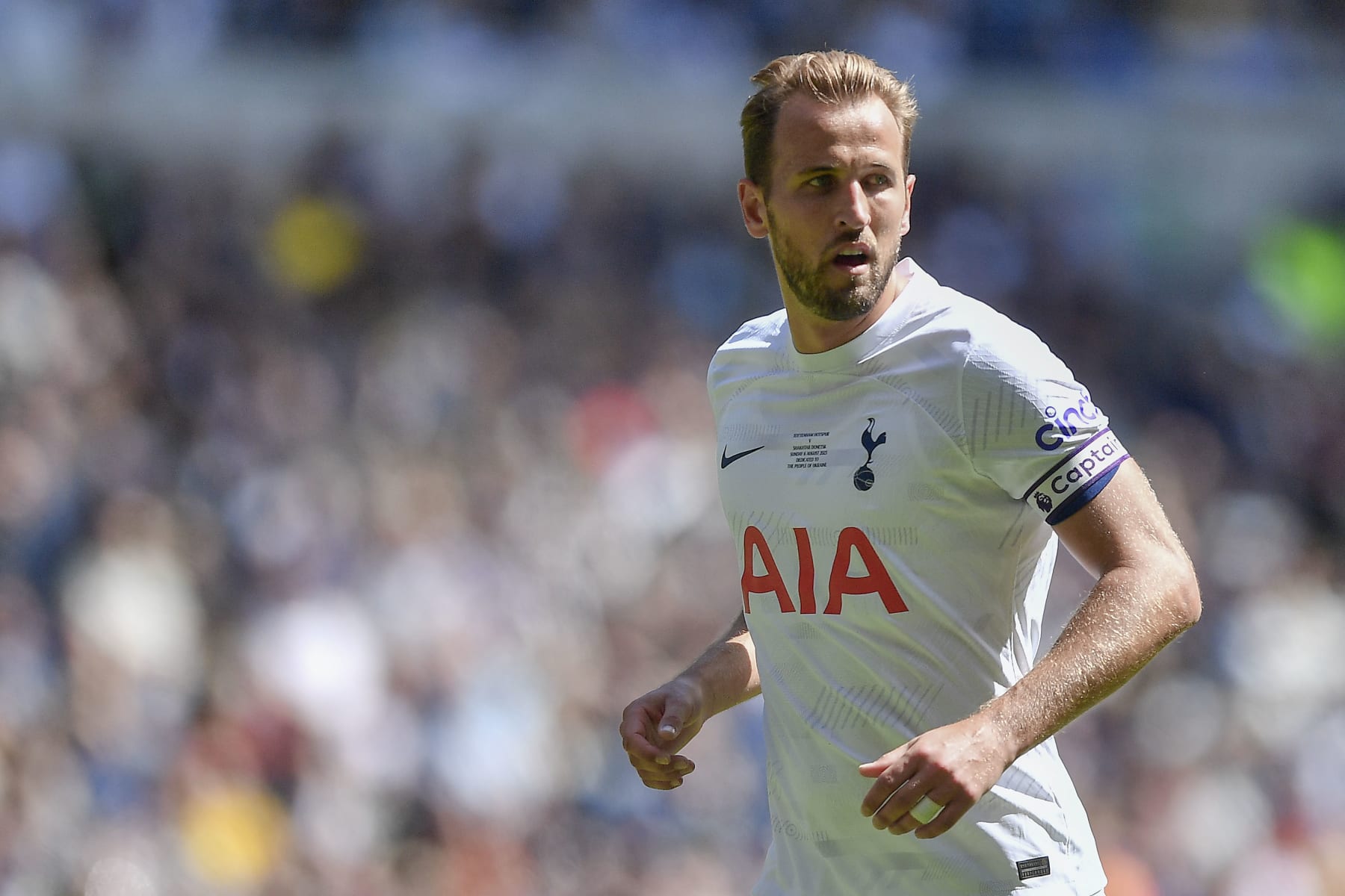 LONDON, ENGLAND - AUGUST 6: Harry Kane of Tottenham Hotspur during the pre-season friendly match between Tottenham Hotspur and Shakhtar Donetsk at Tottenham Hotspur Stadium on August 6, 2023 in England. (Photo by Vince Mignott/MB Media/Getty Images)