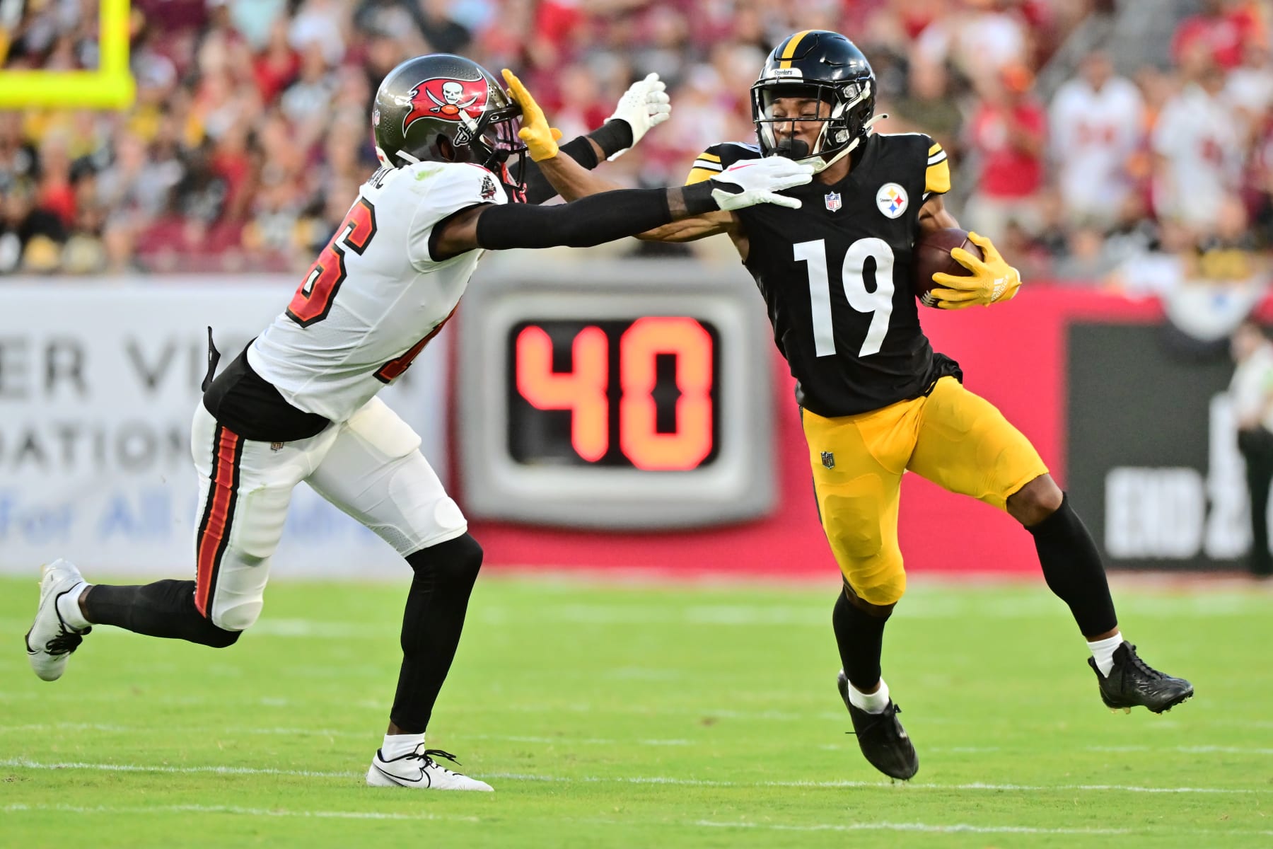 Tampa Bay Buccaneers play at Pittsburgh Steelers at 1 p.m. on Sunday