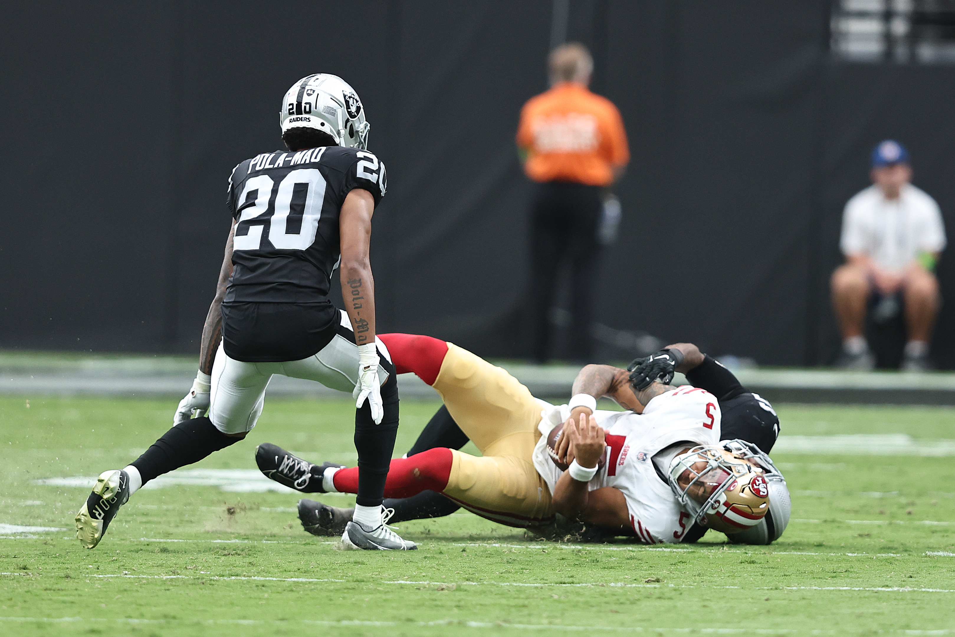 San Francisco 49ers tight end Charlie Woerner #89 plays during a pre-season  NFL football game against the Las Vegas Raiders Sunday, Aug. 13, 2023, in  Las Vegas. (AP Photo/Denis Poroy Stock Photo 