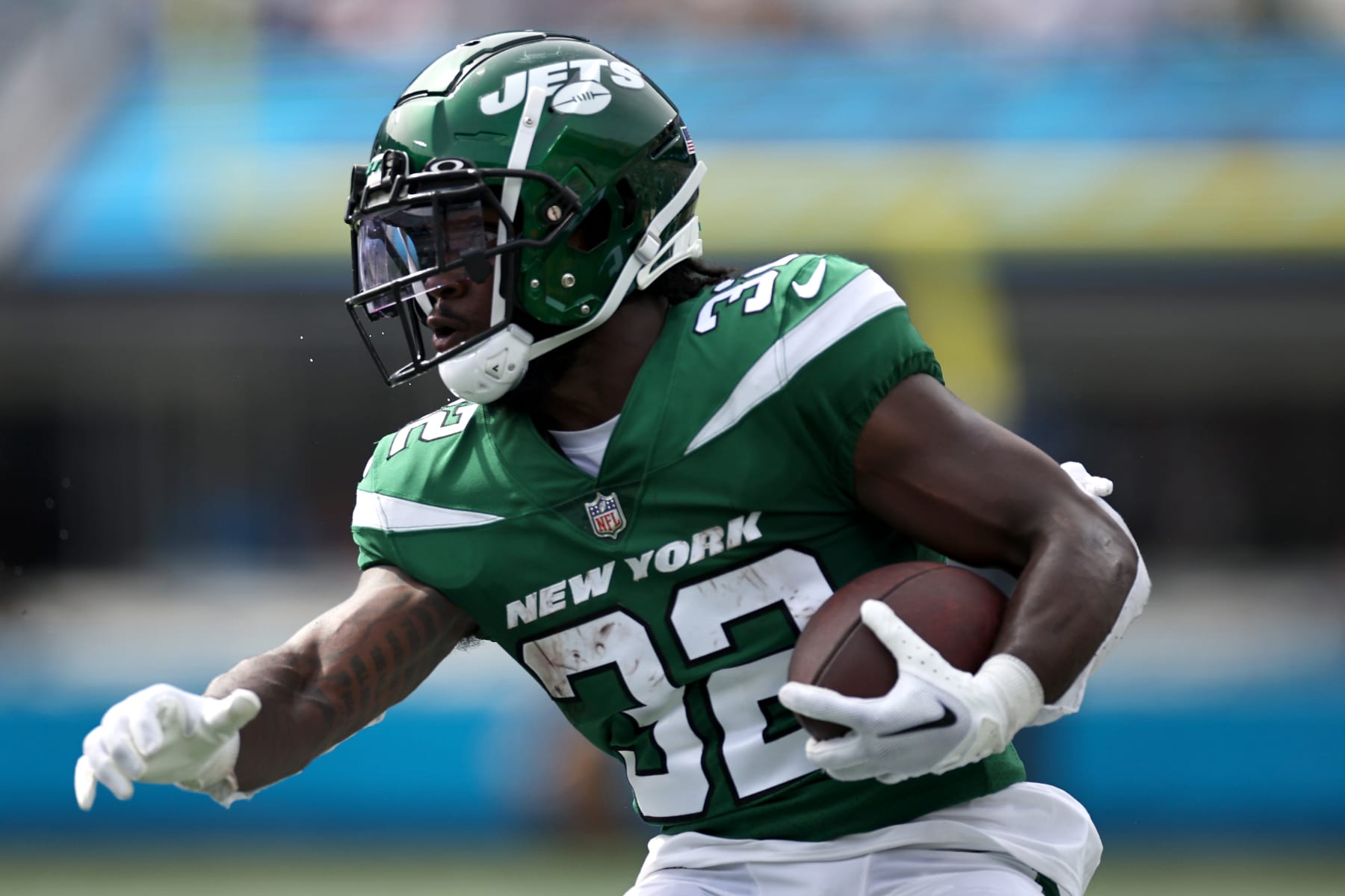 New York Jets RB Depth Chart: Will Michael Carter, Zonovan Knight, or  Israel Abanikanda Back Up Breece Hall?