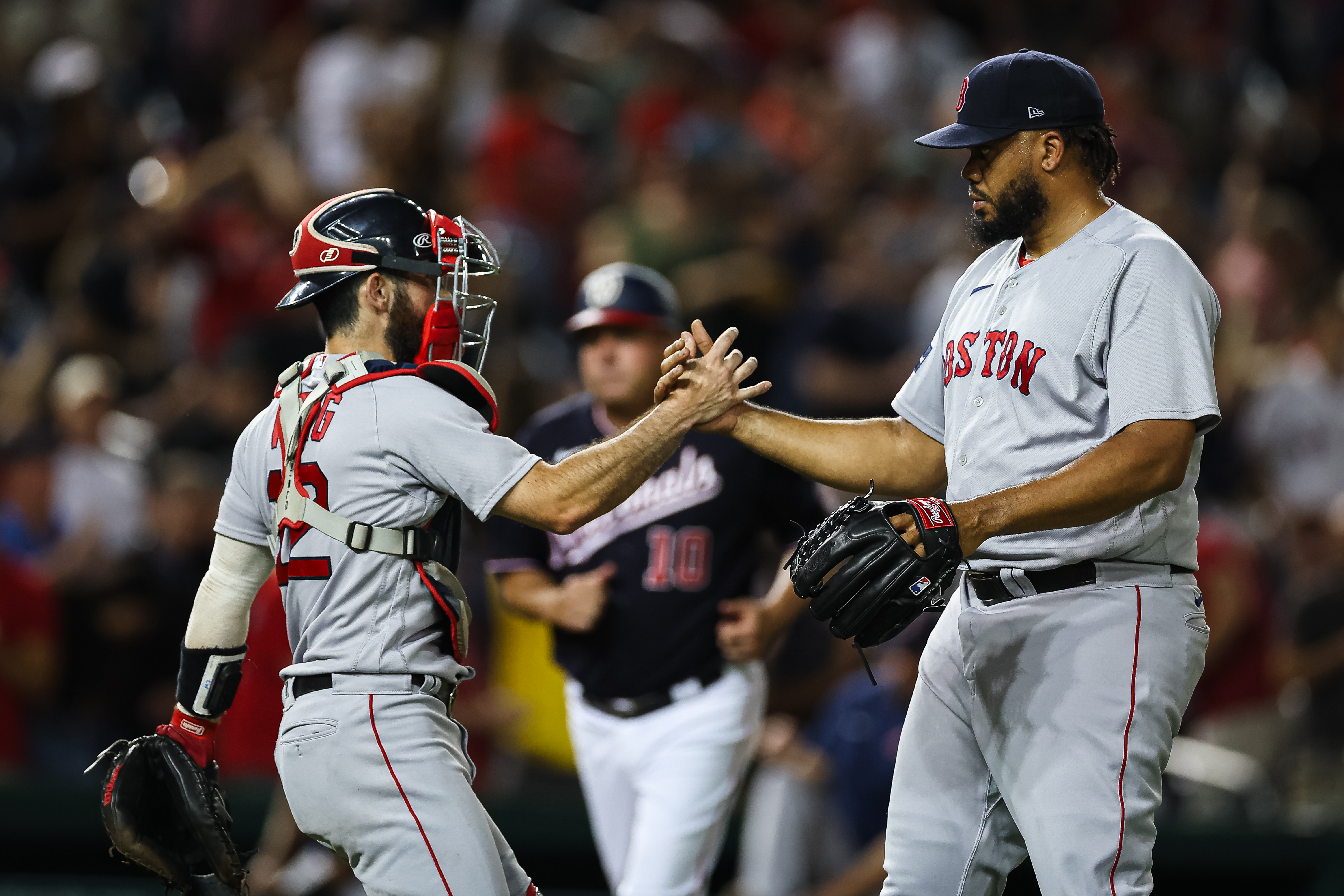 Red Sox beat Nationals 5-4 in series opener