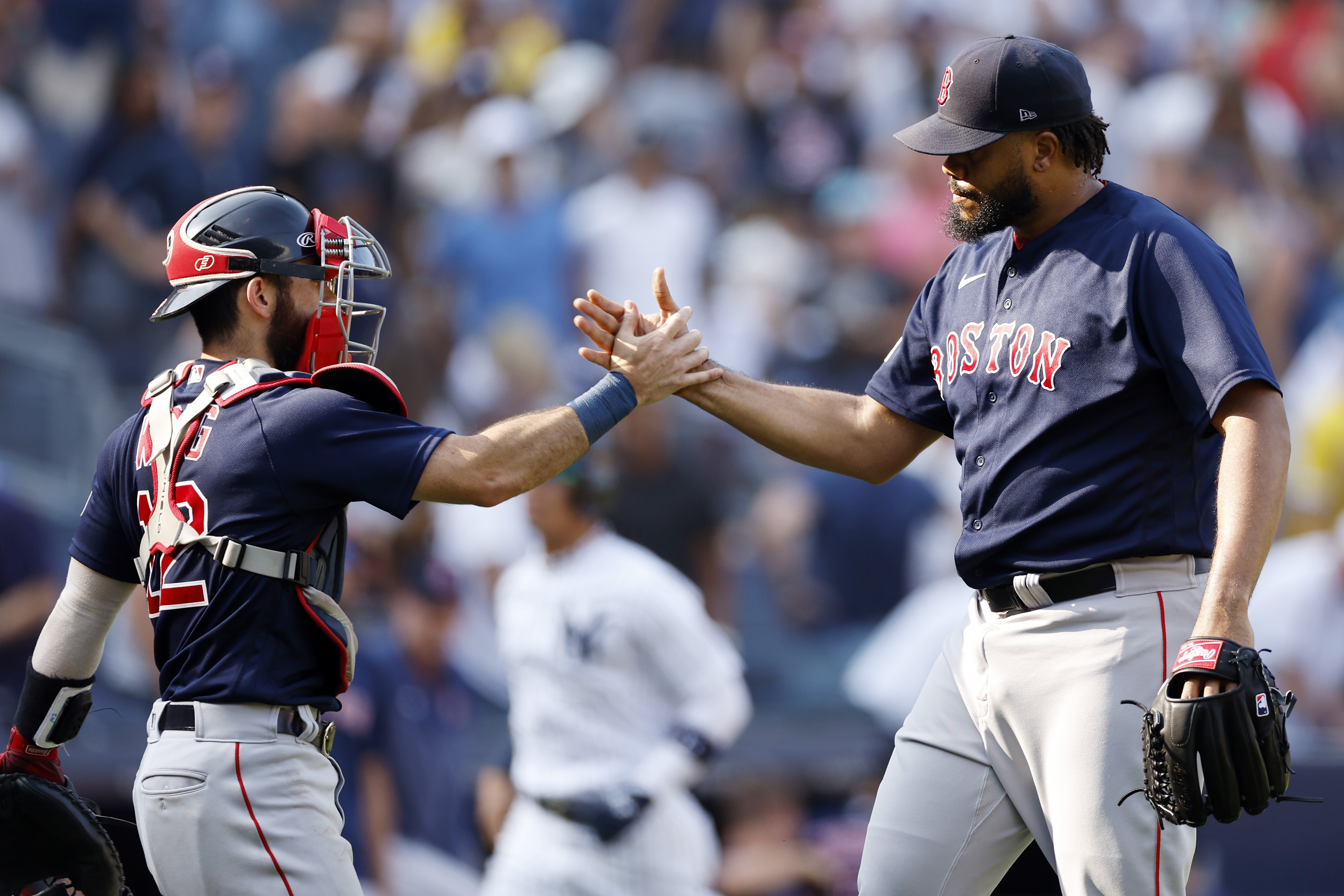 Turner comes up clutch, Red Sox complete sweep of Yankees