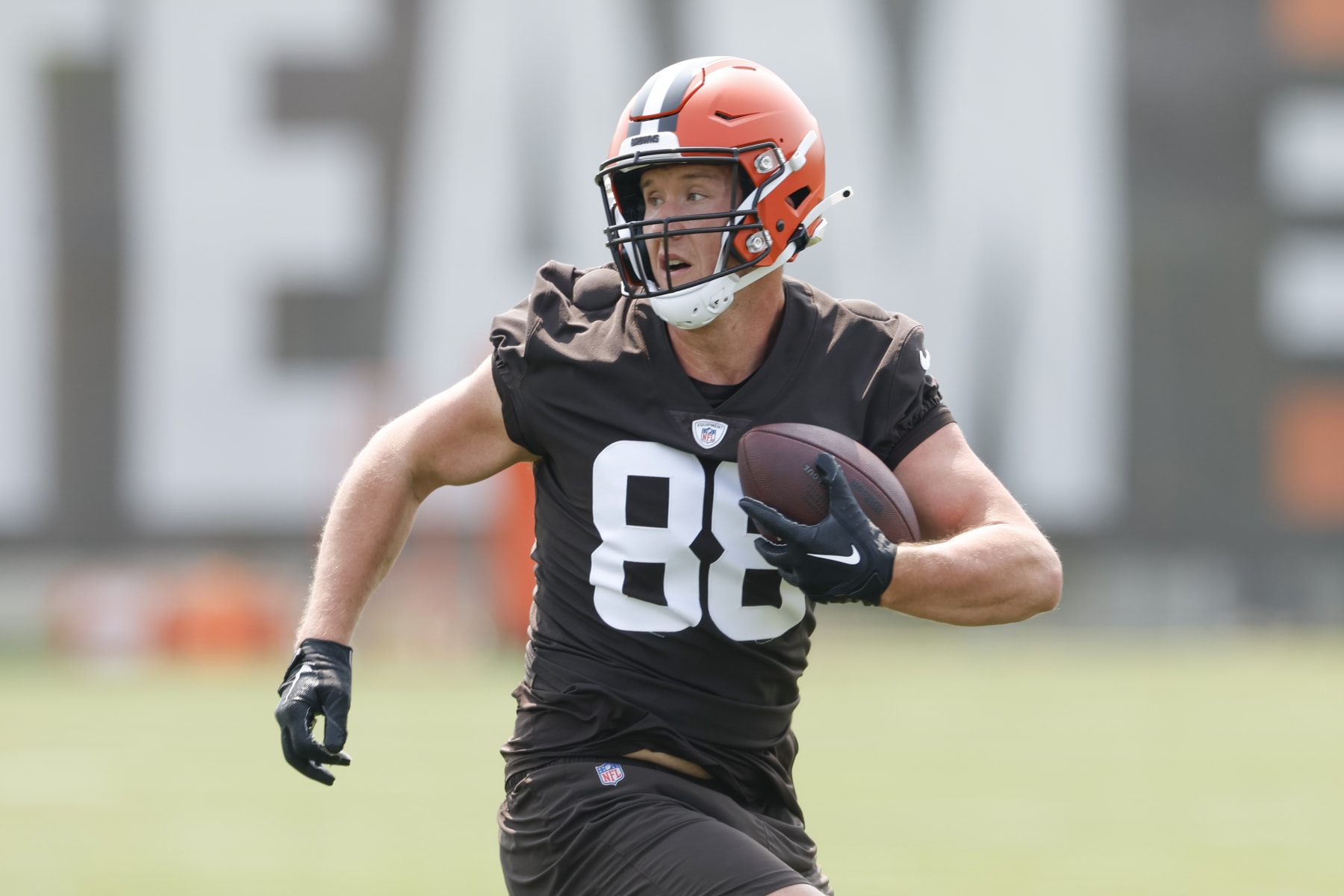 Browns TE Harrison Bryant On Trade Block?