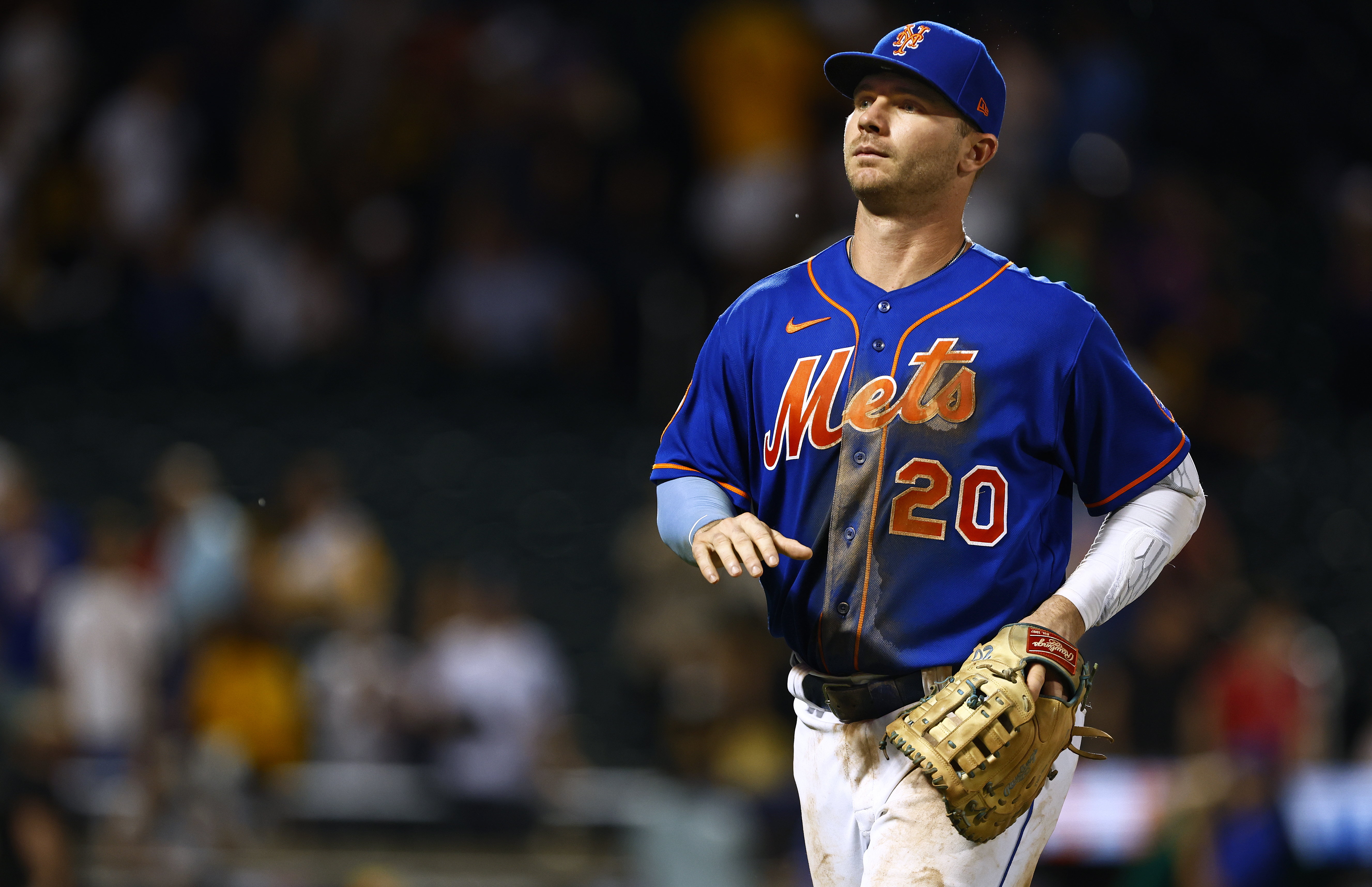 Braves troll Mets' Pete Alonso after 'throw it again' shirt
