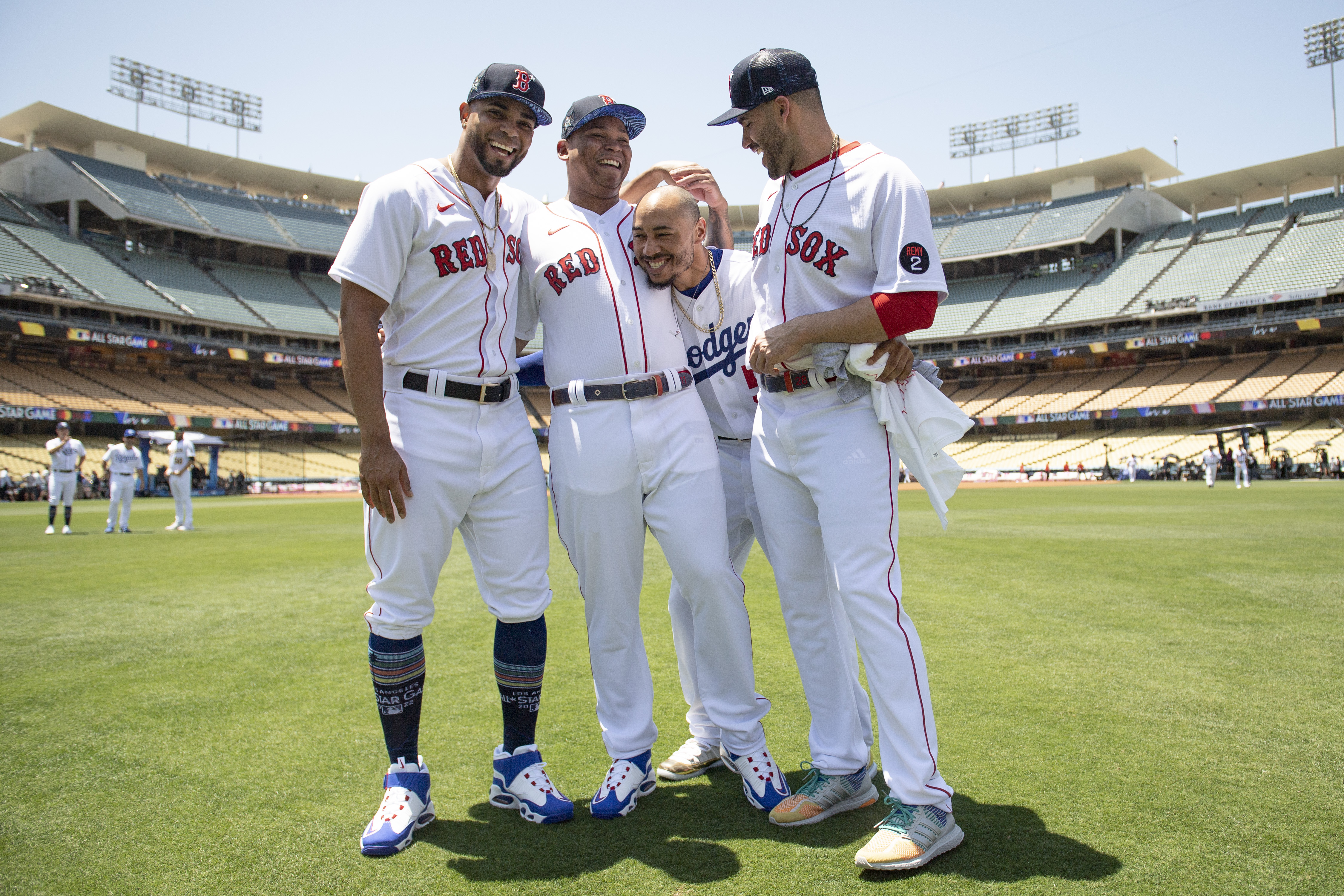 Guardians rally to beat Dodgers 8-3, just third loss in August for L.A. –  NBC Los Angeles