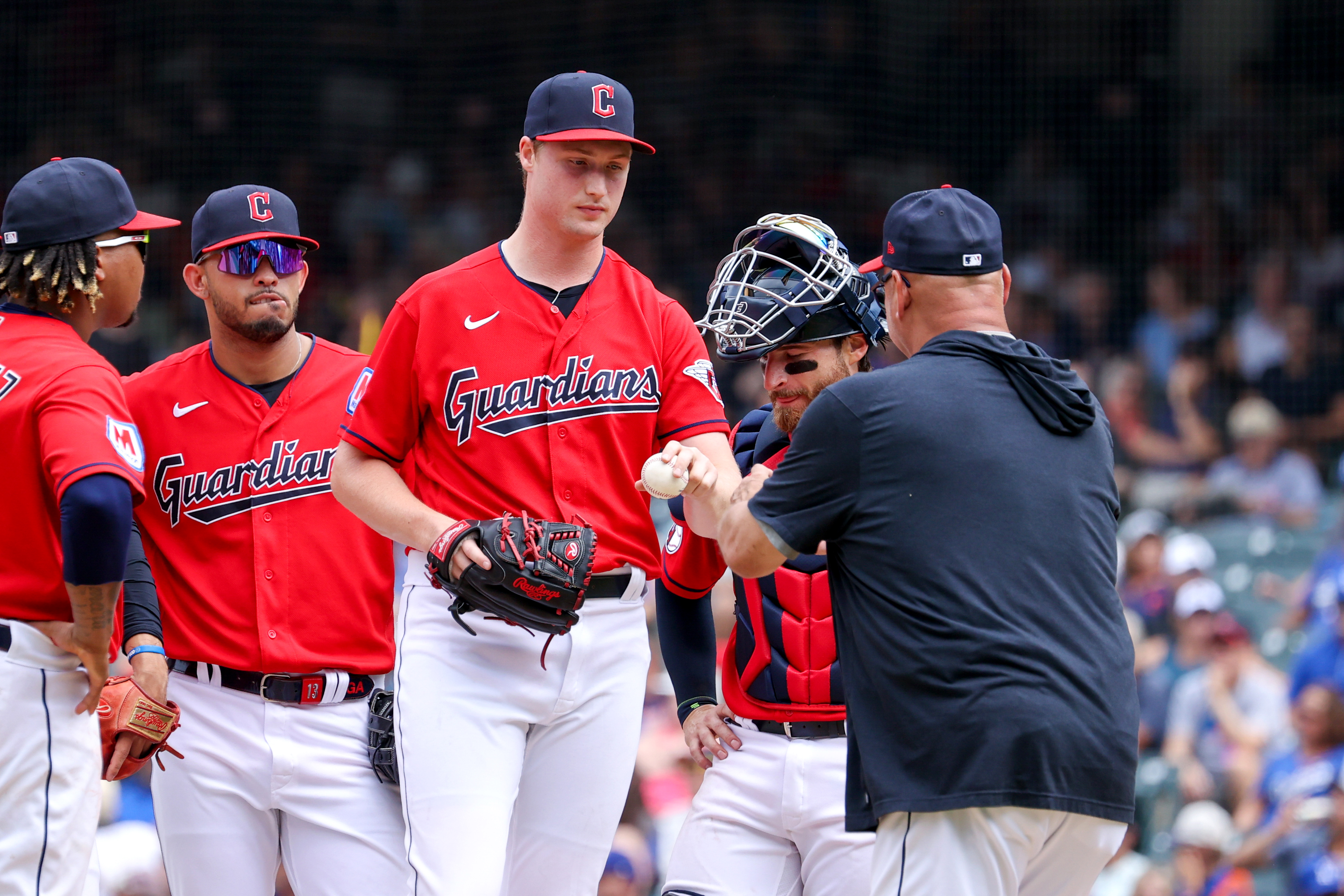 Guardians rally to beat Dodgers 8-3, just third loss in August for L.A. –  NBC Los Angeles