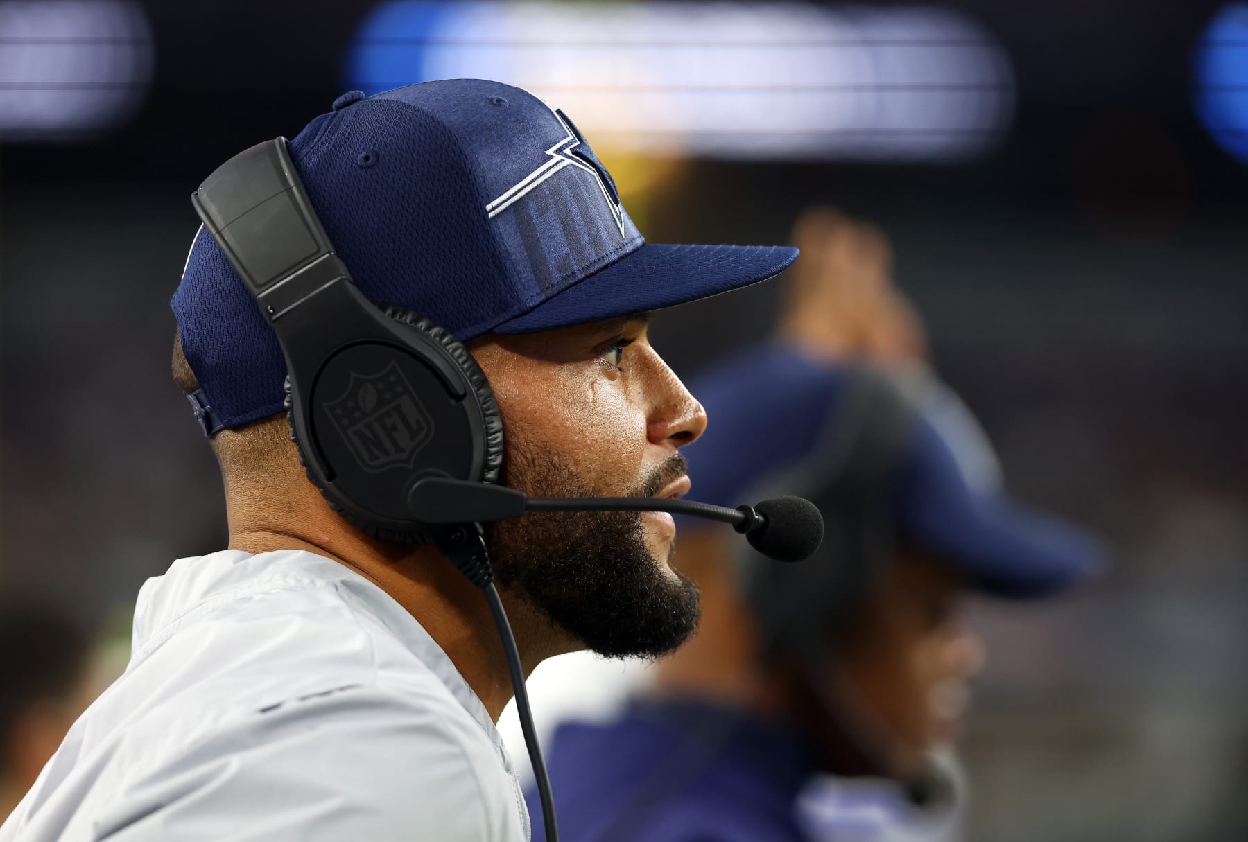 Dallas Cowboys quarterback Dak Prescott showcases epic cowboy hat