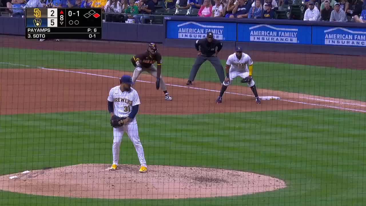 Brewers beat Padres 54