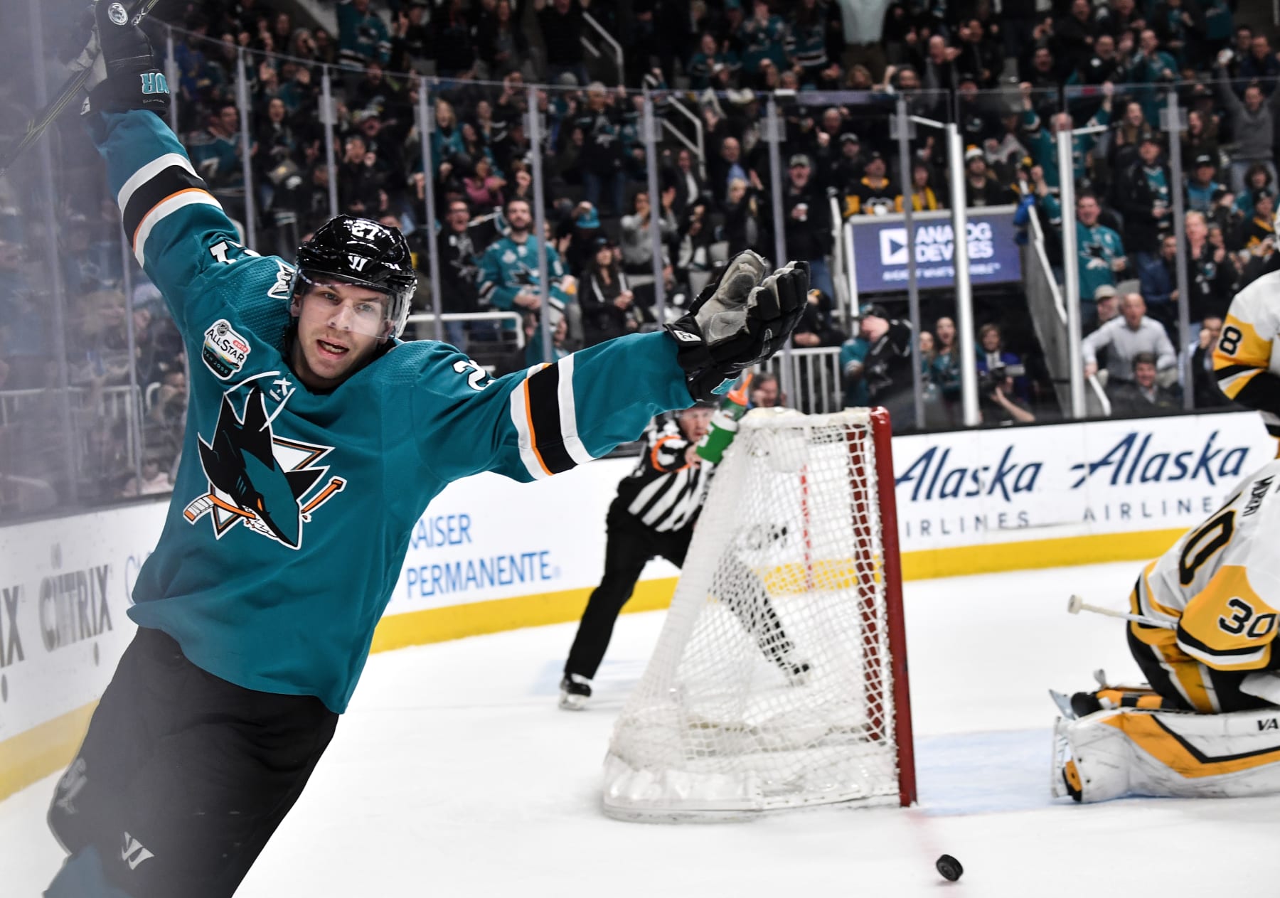 Joonas Donskoi Announces Retirement from NHL at 31 - The Hockey News