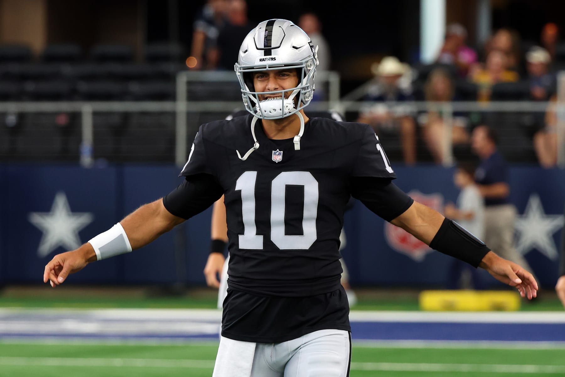 WATCH: Raiders' Jimmy Garoppolo takes flight in F-16 fighter jet with Air  Force Thunderbirds